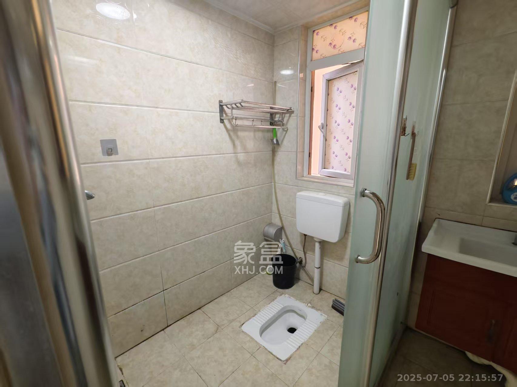 米兰春天  3室1厅1卫    1900.0元/月 米兰春天  3室1厅1卫    1900.0元/月室内图