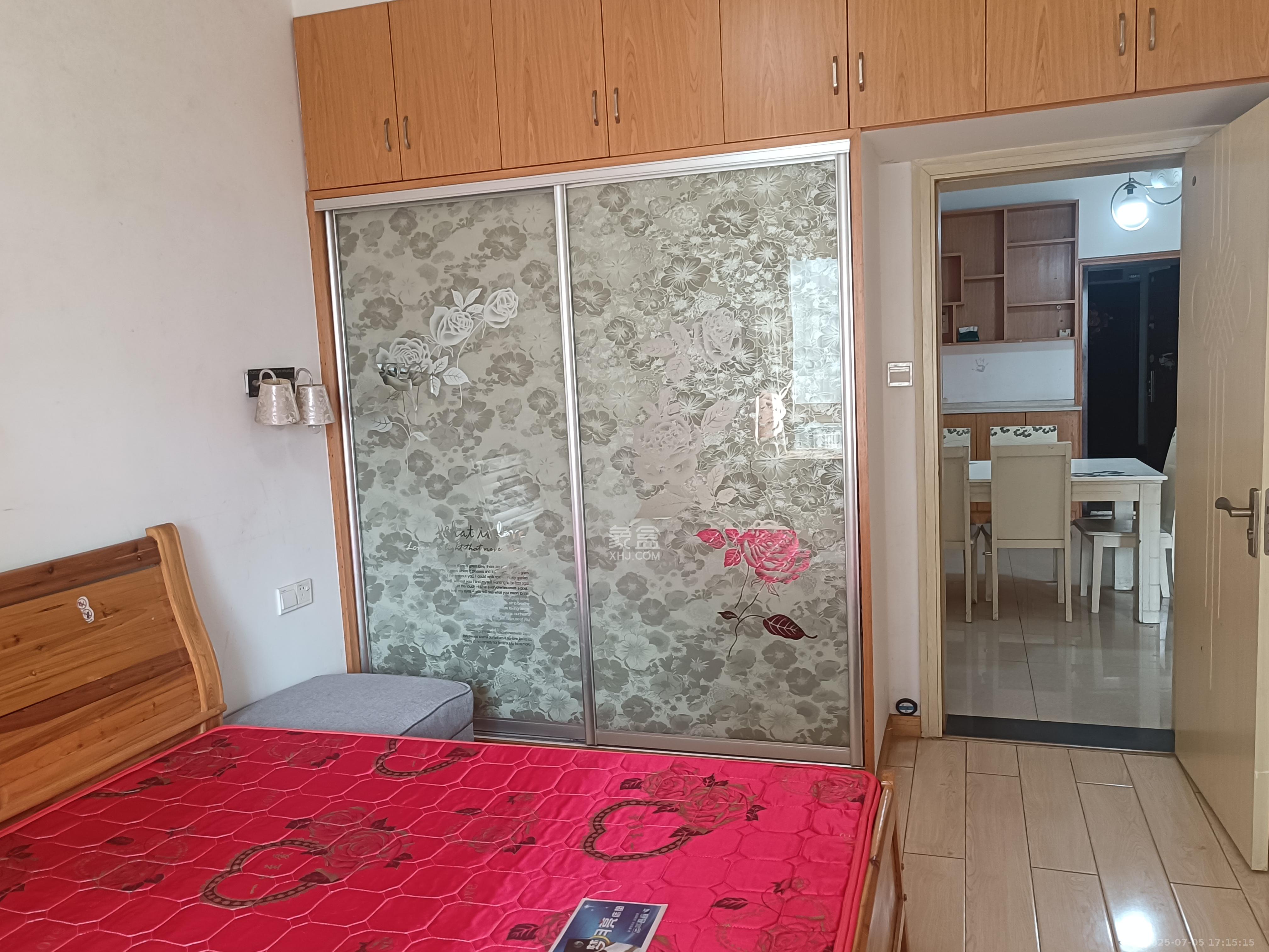 楚天世纪城东苑 2室2厅1卫 1400.0元/月 楚天世纪城东苑 2室2厅1卫 1400.0元/月室内图