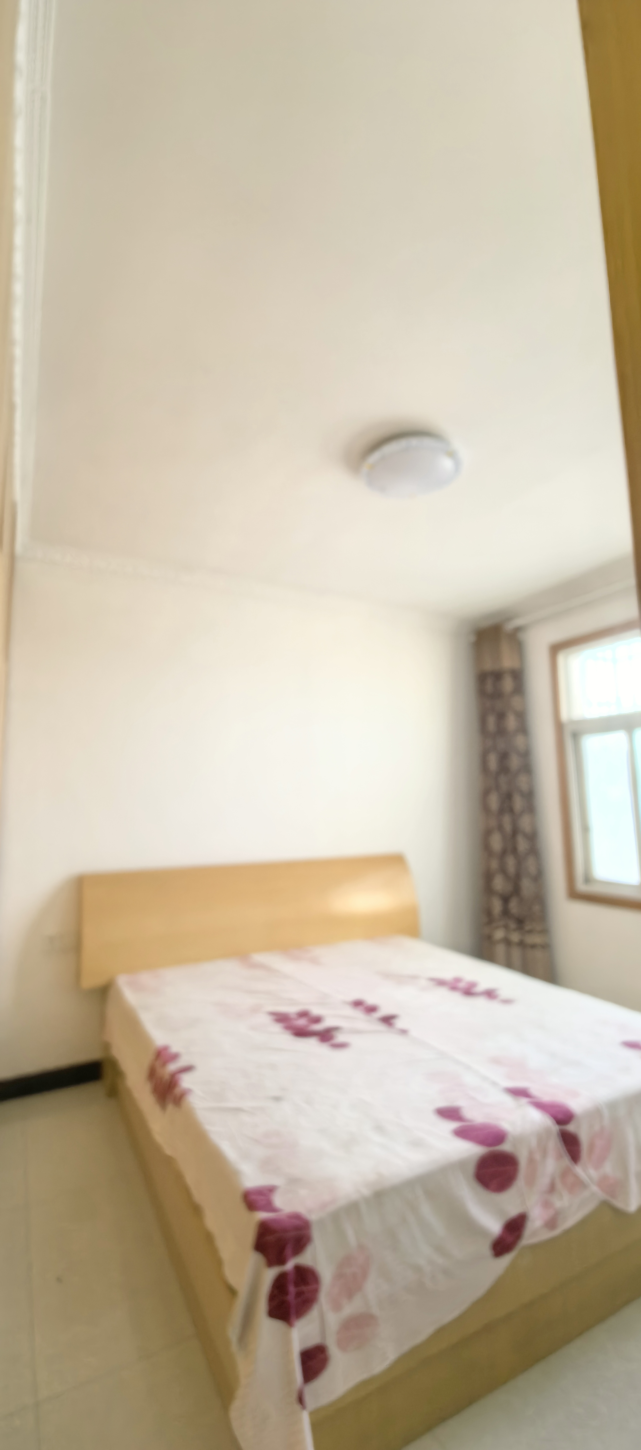 湘中园  3室2厅2卫    2000.0元/月 湘中园  3室2厅2卫    2000.0元/月室内图