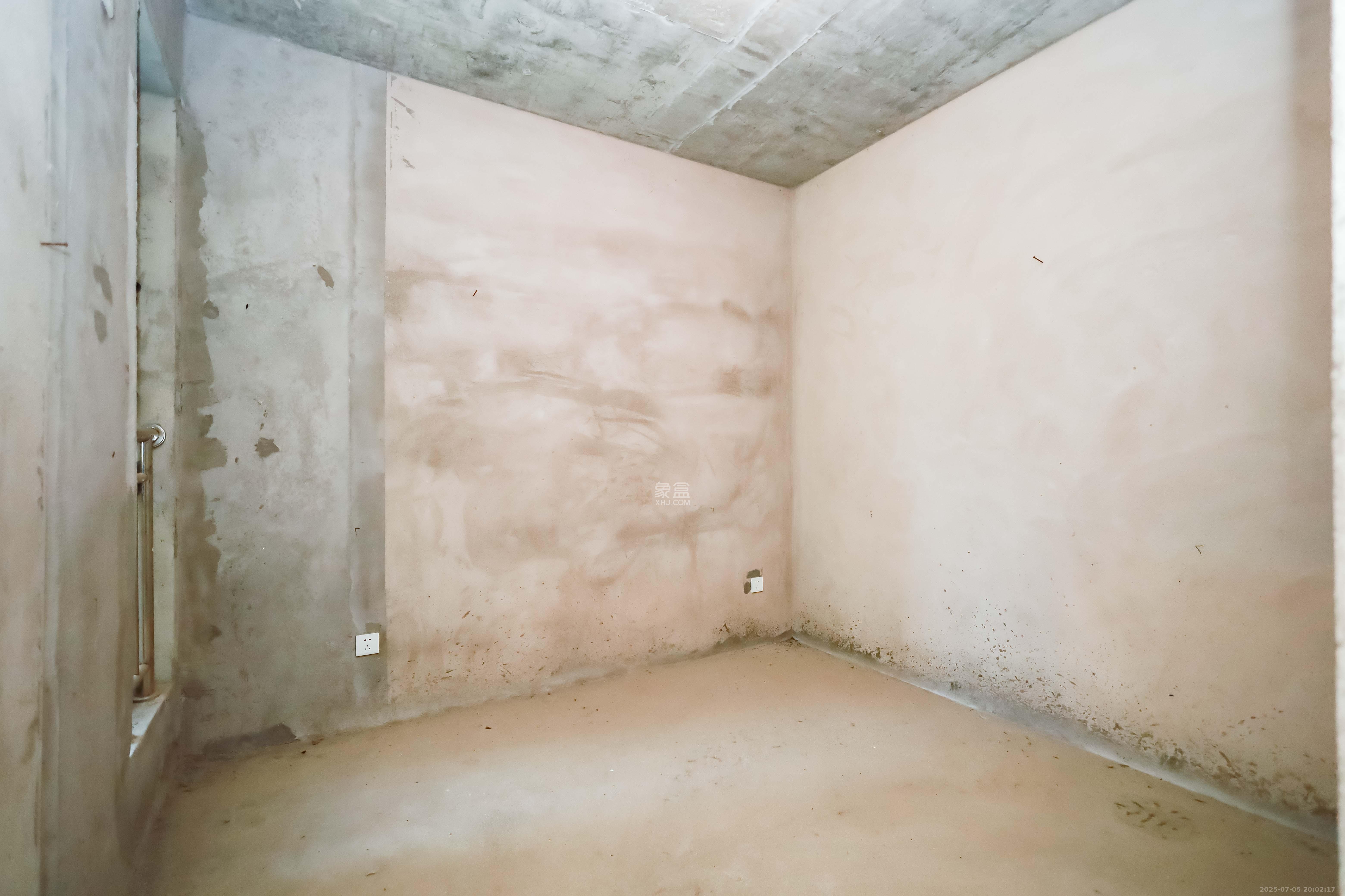 广泰锦苑 3室2厅1卫 71.0万 广泰锦苑 3室2厅1卫 71.0万卧室