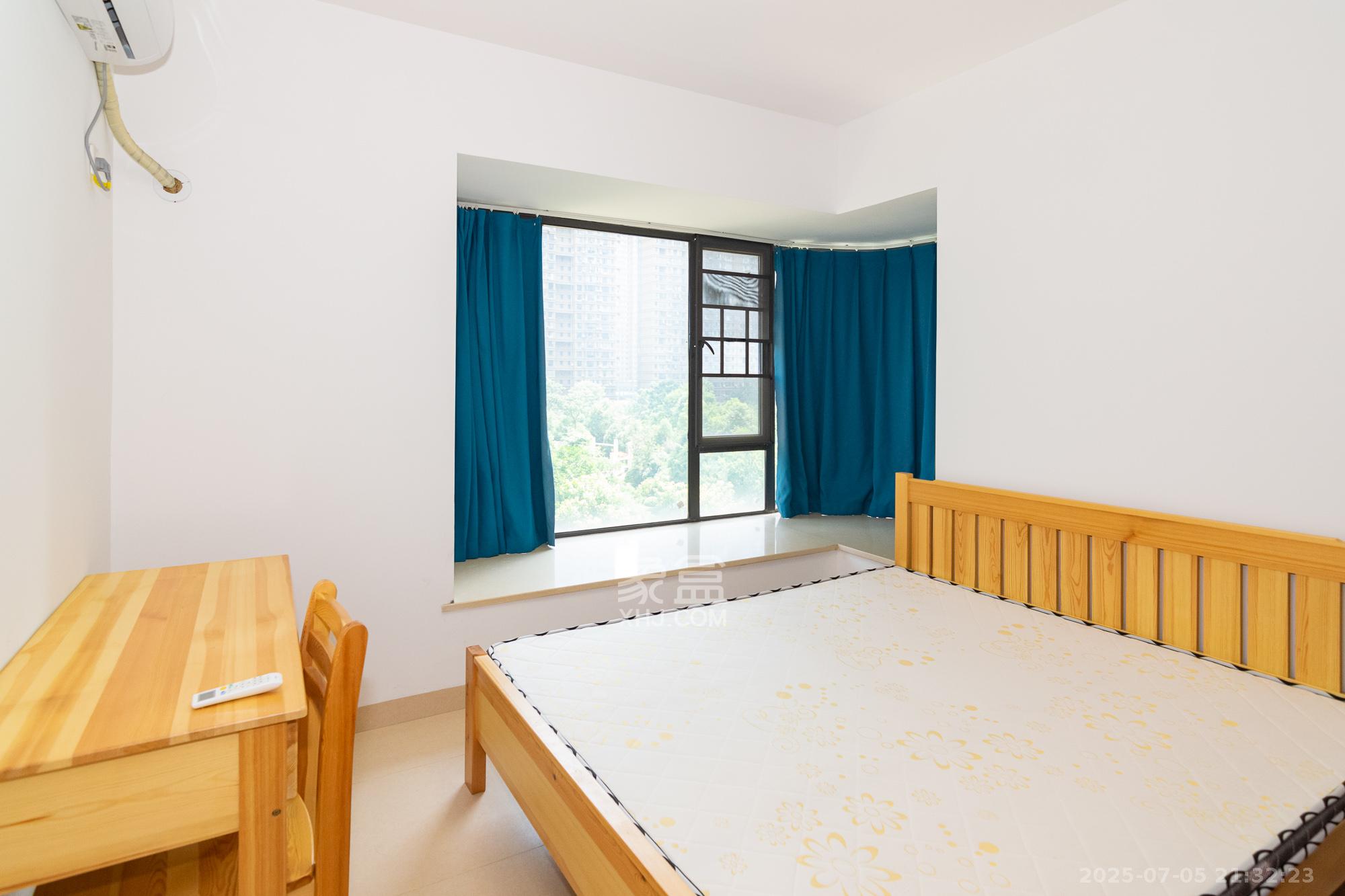 润和长郡(润和紫郡二三期) 1室0厅0卫 71.8万 润和长郡(润和紫郡二三期) 1室0厅0卫 71.8万卧室