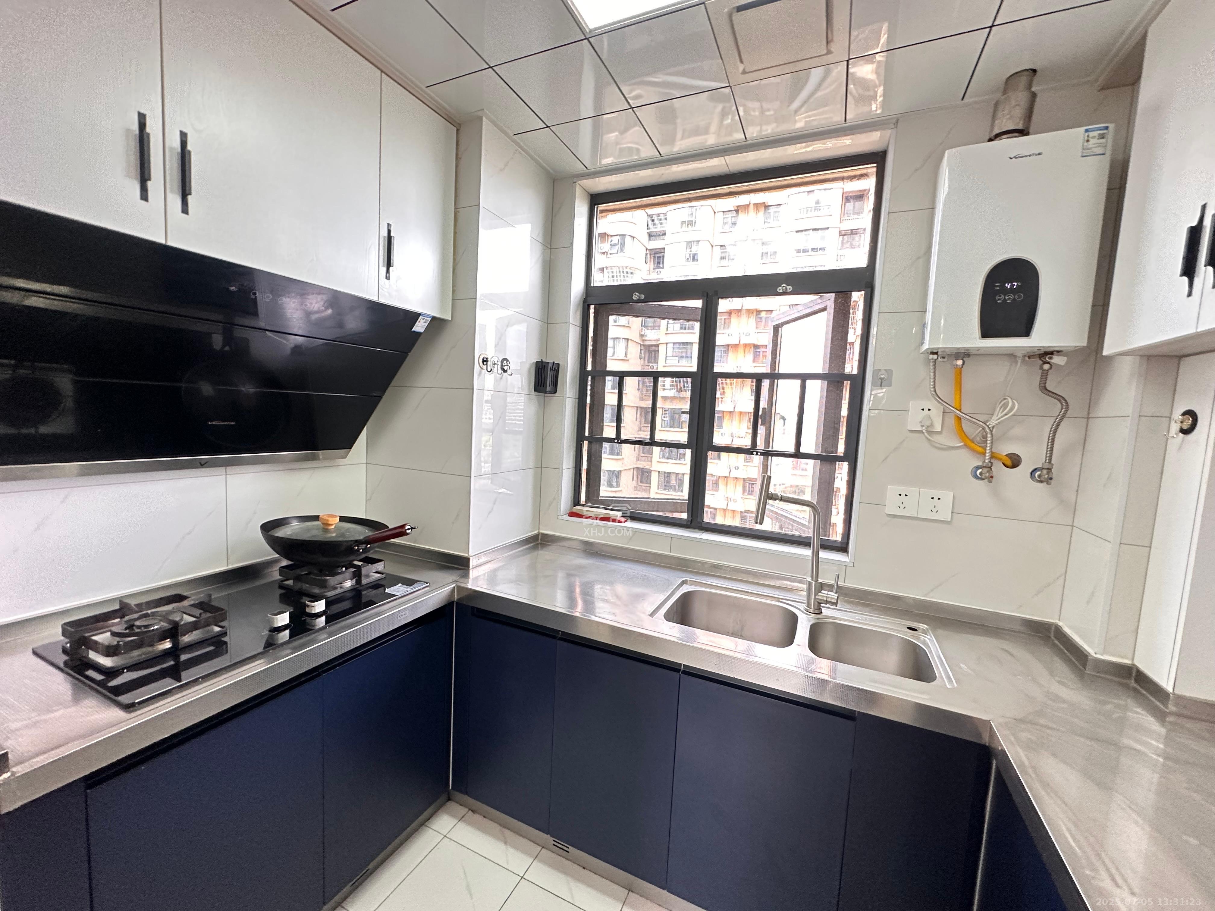 嘉雨兴园 2室1厅1卫 3000.0元/月 嘉雨兴园 2室1厅1卫 3000.0元/月室内图