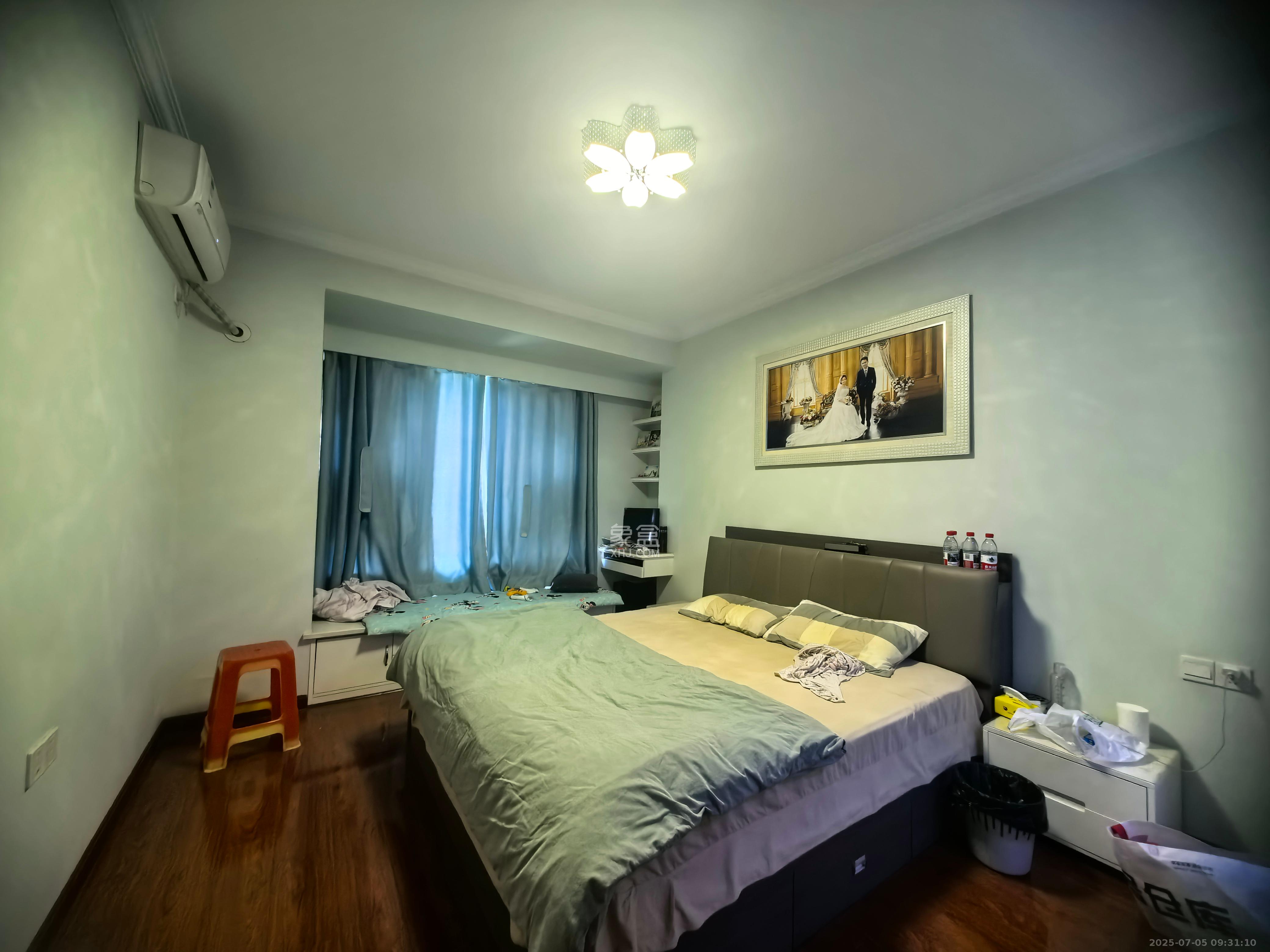 新华都万家城  2室2厅1卫    2300.0元/月 新华都万家城  2室2厅1卫    2300.0元/月室内图