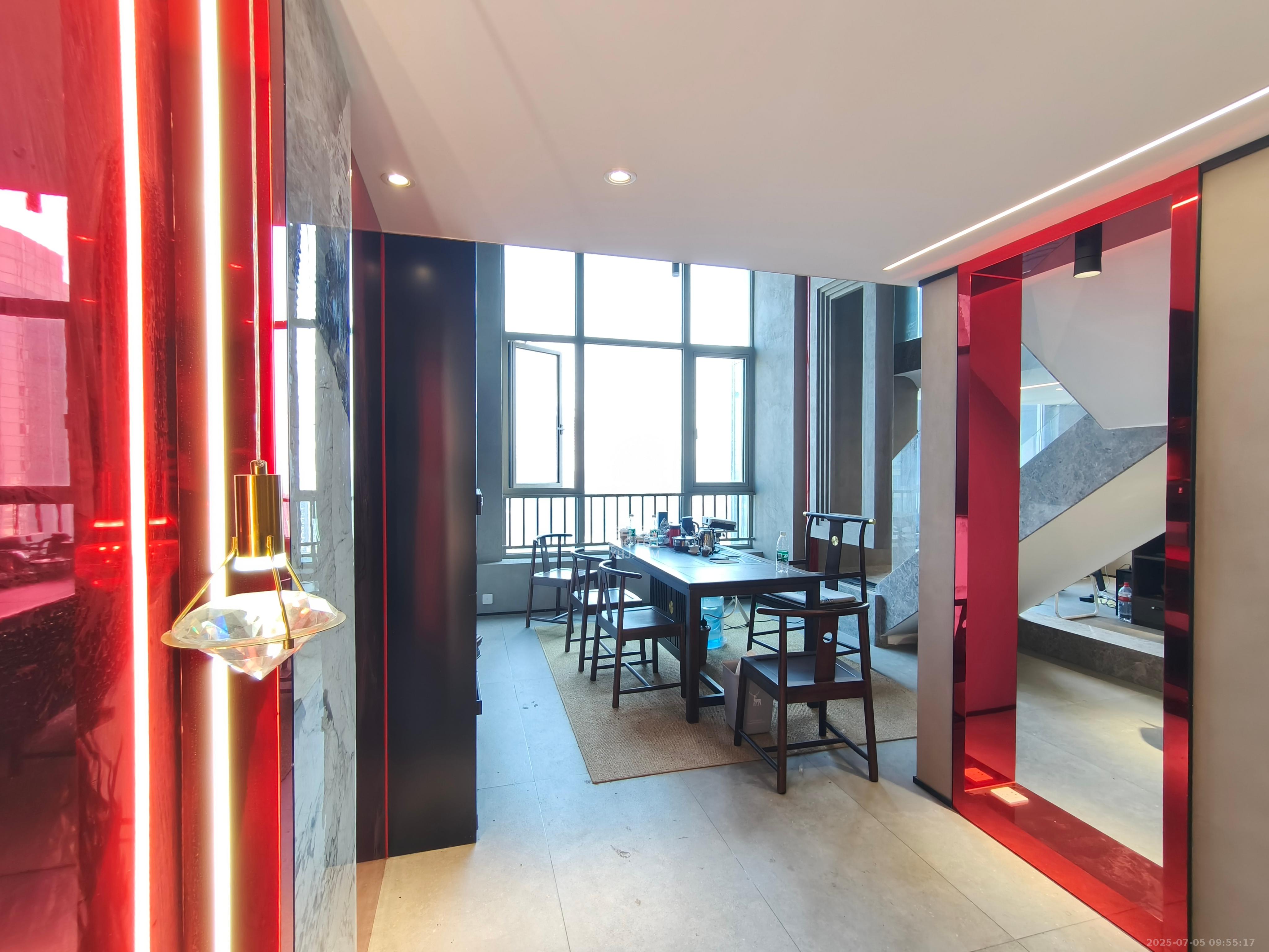 梅溪湖金茂湾  2室2厅2卫    4500.0元/月 梅溪湖金茂湾  2室2厅2卫    4500.0元/月室内图