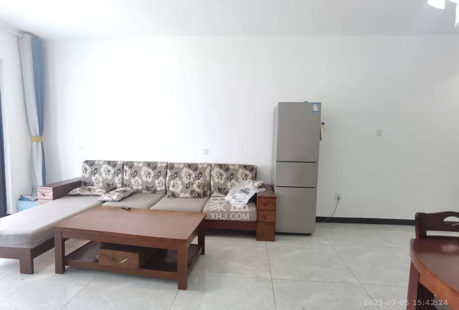 乾源国际  3室2厅2卫    2000.0元/月 乾源国际  3室2厅2卫    2000.0元/月室内图