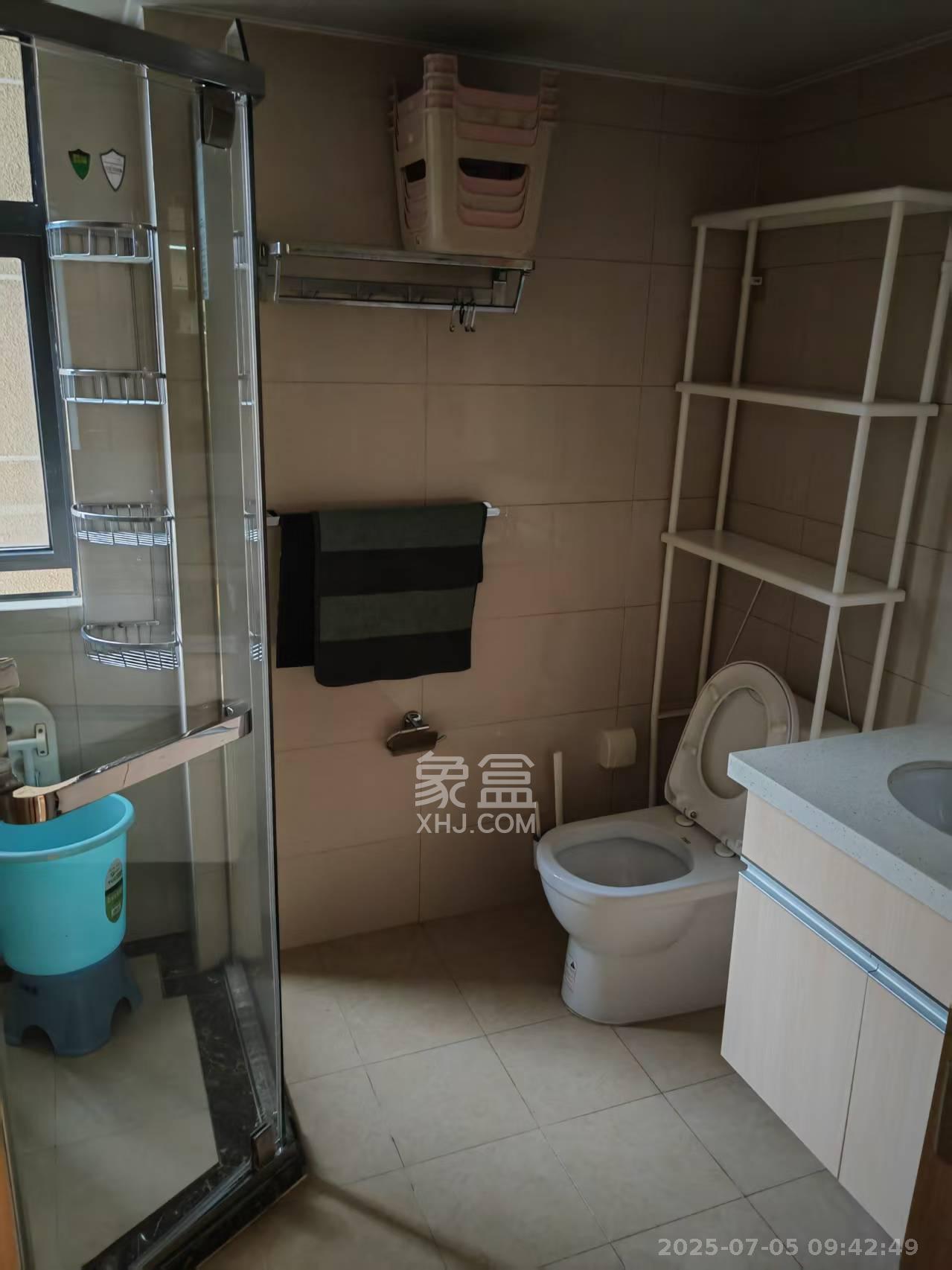 五矿万境蓝山  3室2厅1卫   2400.00元/月室内图