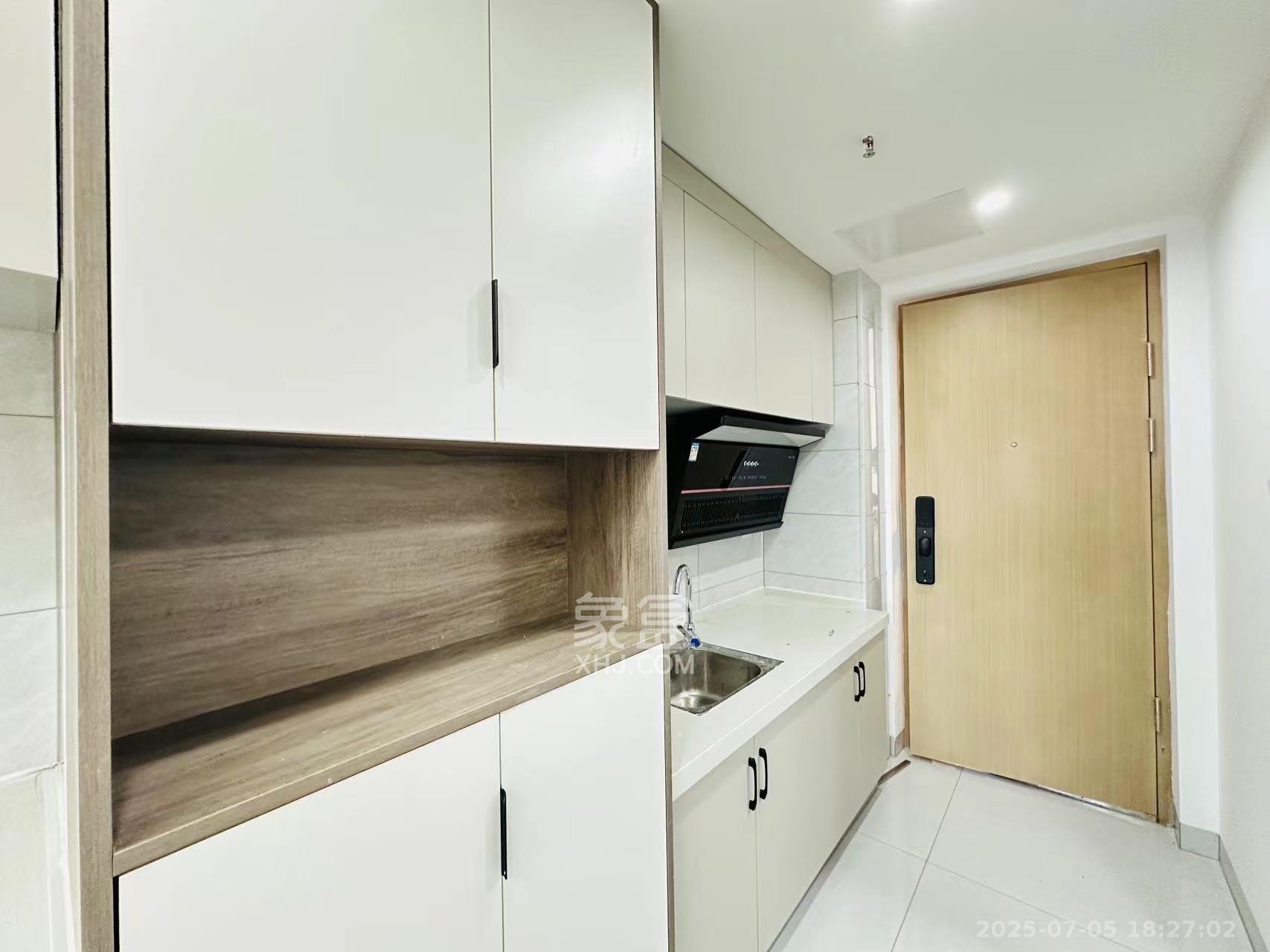 新力铂园(江山云著) 1室1厅1卫 1700.0元/月 新力铂园(江山云著) 1室1厅1卫 1700.0元/月室内图