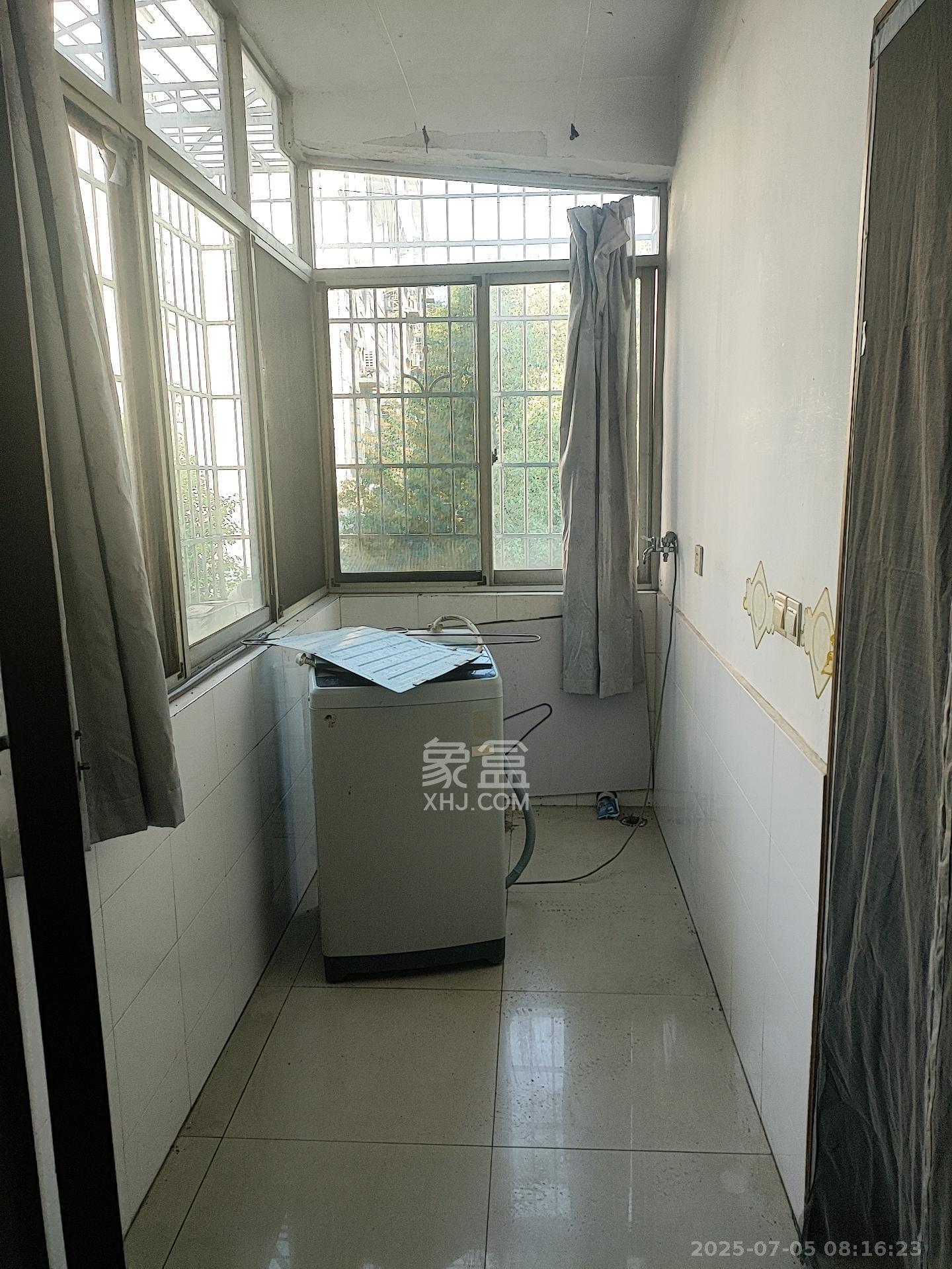 东瓜山一村  2室1厅1卫   1300.00元/月室内图