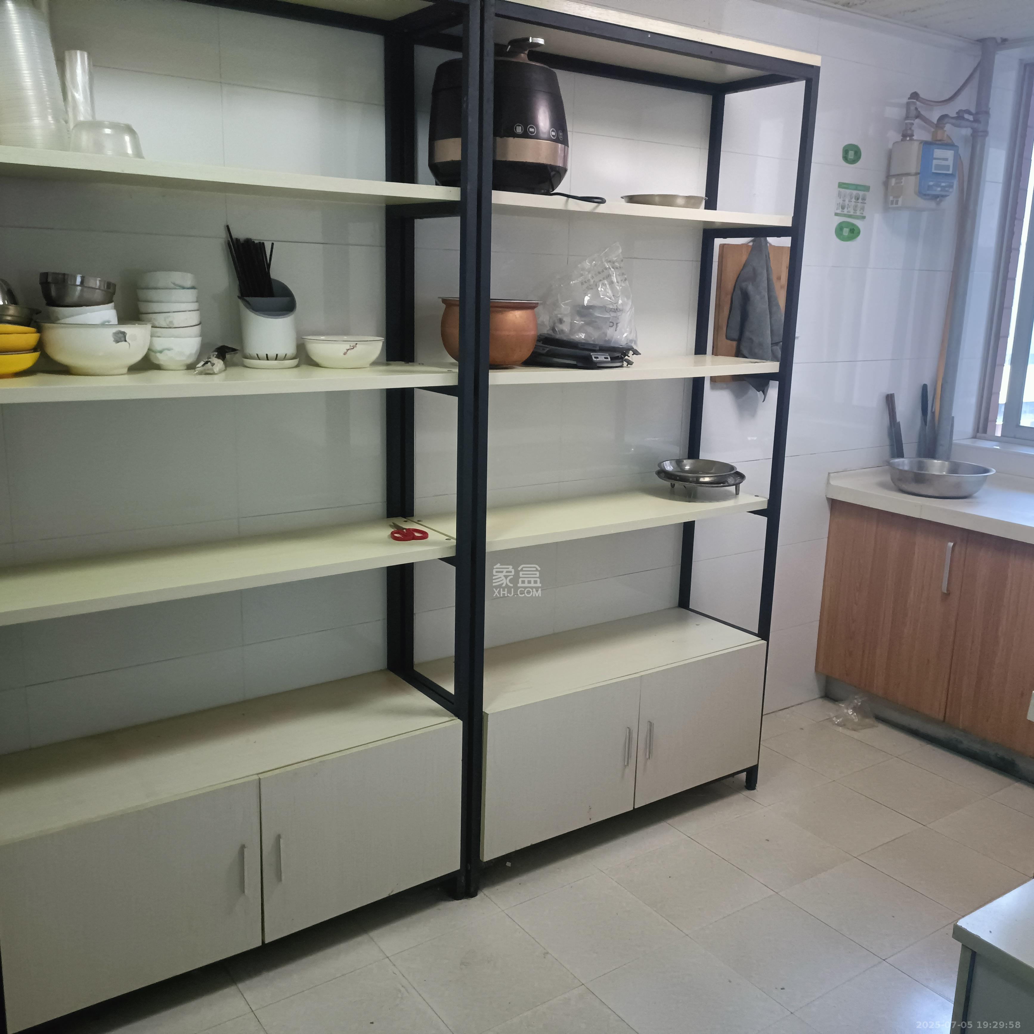 东城一品(国杰大厦) 4室2厅2卫 3500.0元/月 东城一品(国杰大厦) 4室2厅2卫 3500.0元/月室内图