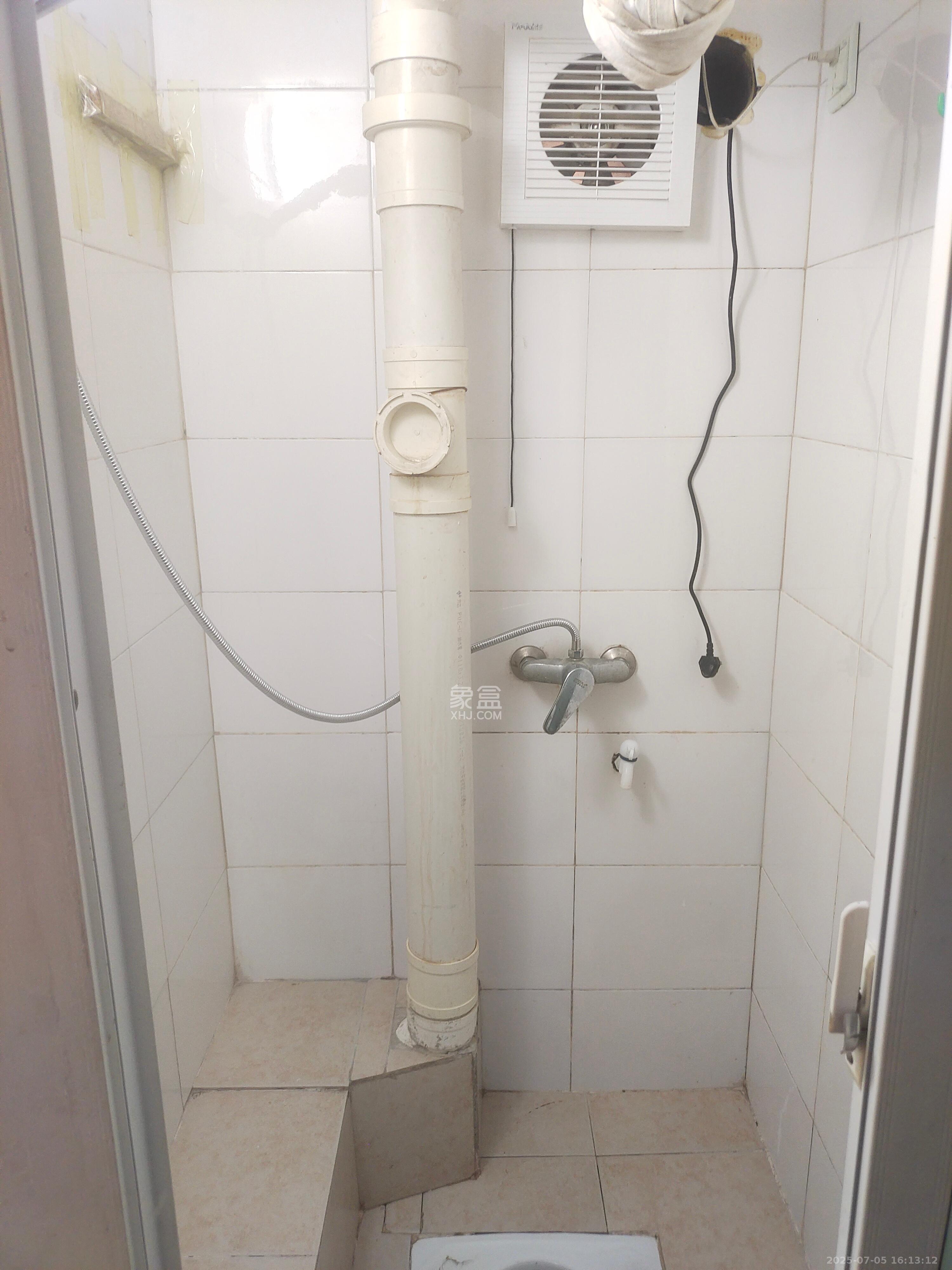 恩瑞麓山名园(龙王港小区) 1室1厅1卫 500.0元/月 恩瑞麓山名园(龙王港小区) 1室1厅1卫 500.0元/月室内图