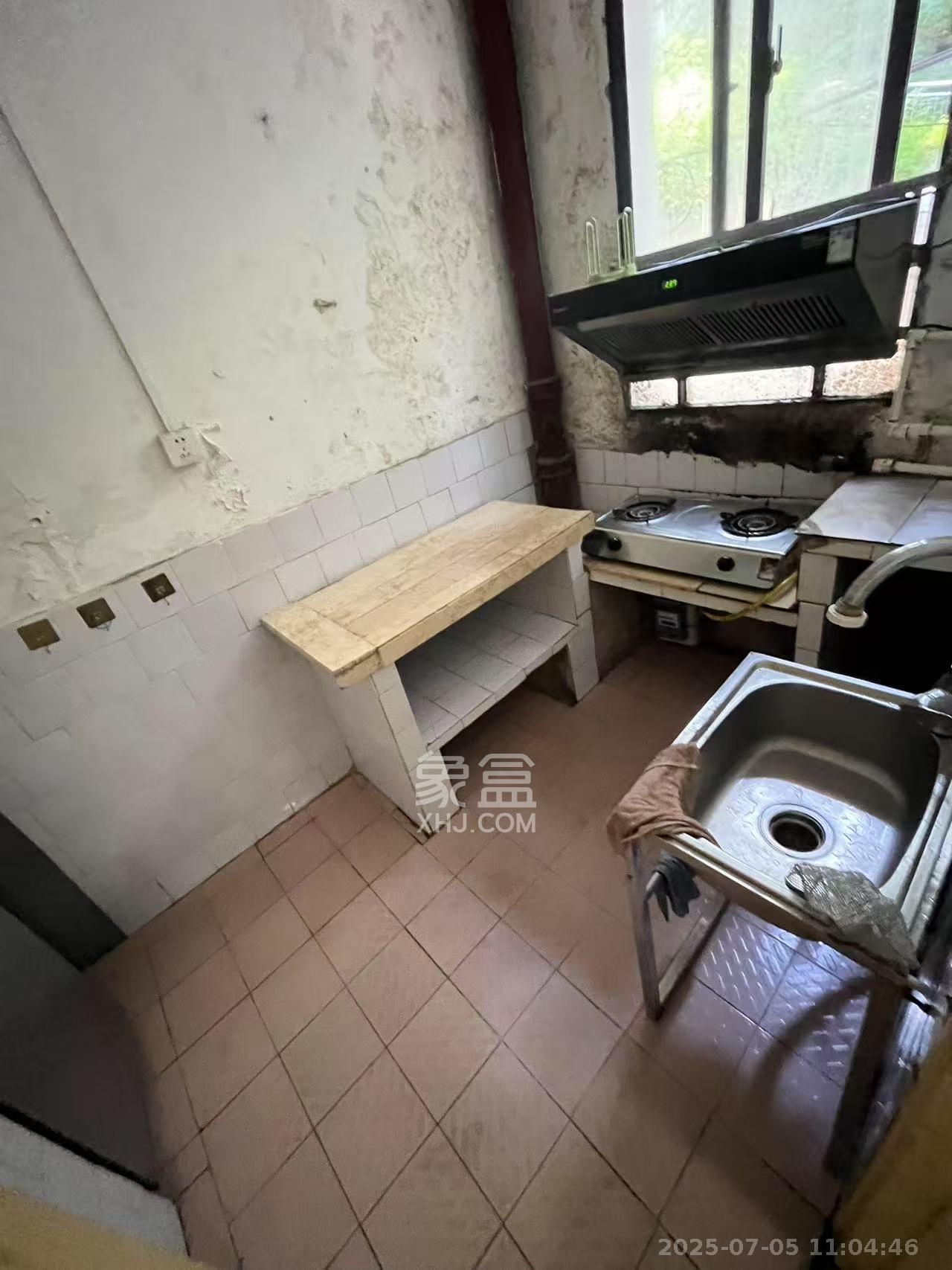 湖南省社会科学院 2室1厅1卫 1200.0元/月 湖南省社会科学院 2室1厅1卫 1200.0元/月室内图