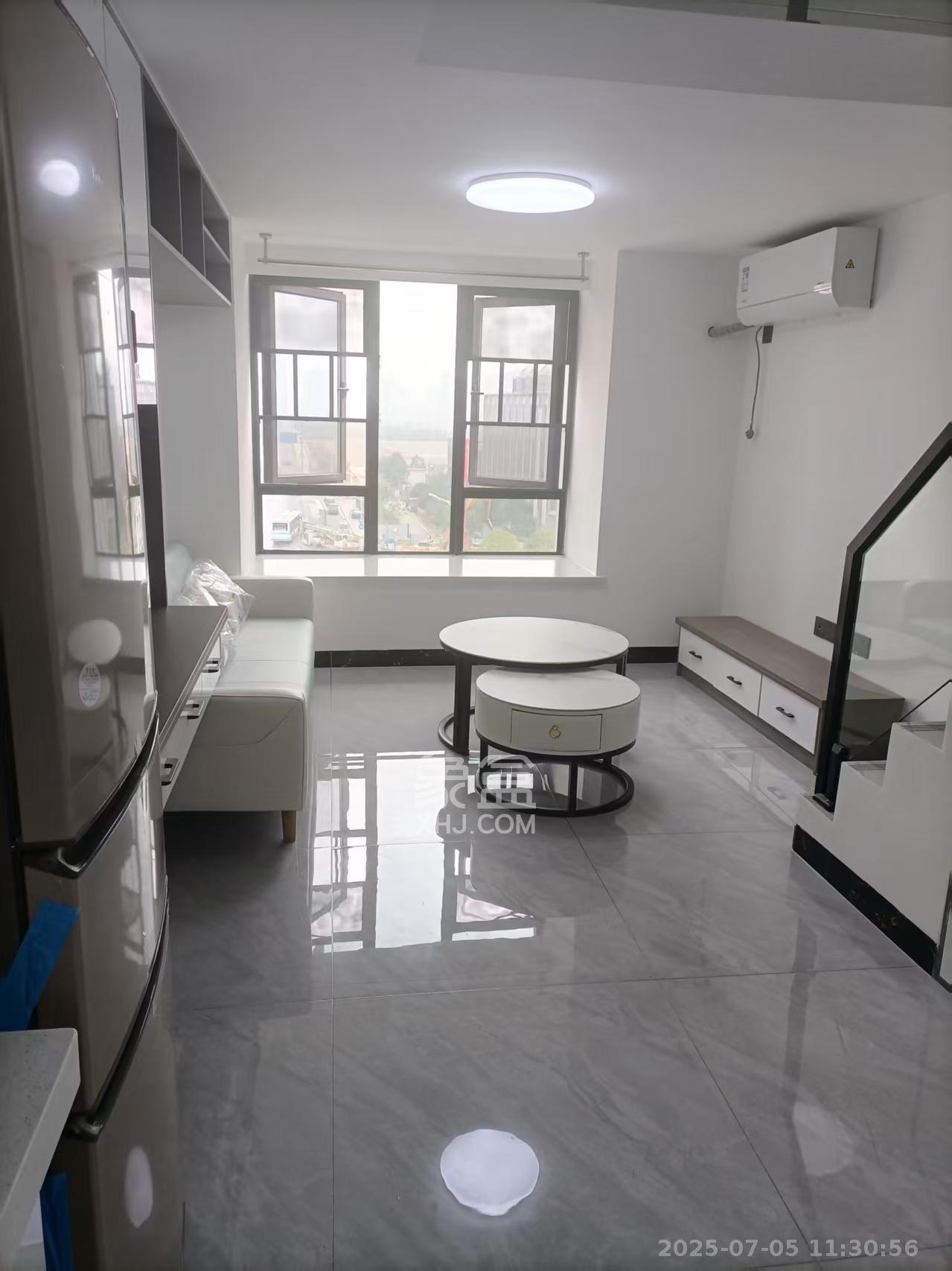 中国铁建京师璟台  1室1厅1卫    1600.0元/月 中国铁建京师璟台  1室1厅1卫    1600.0元/月室内图