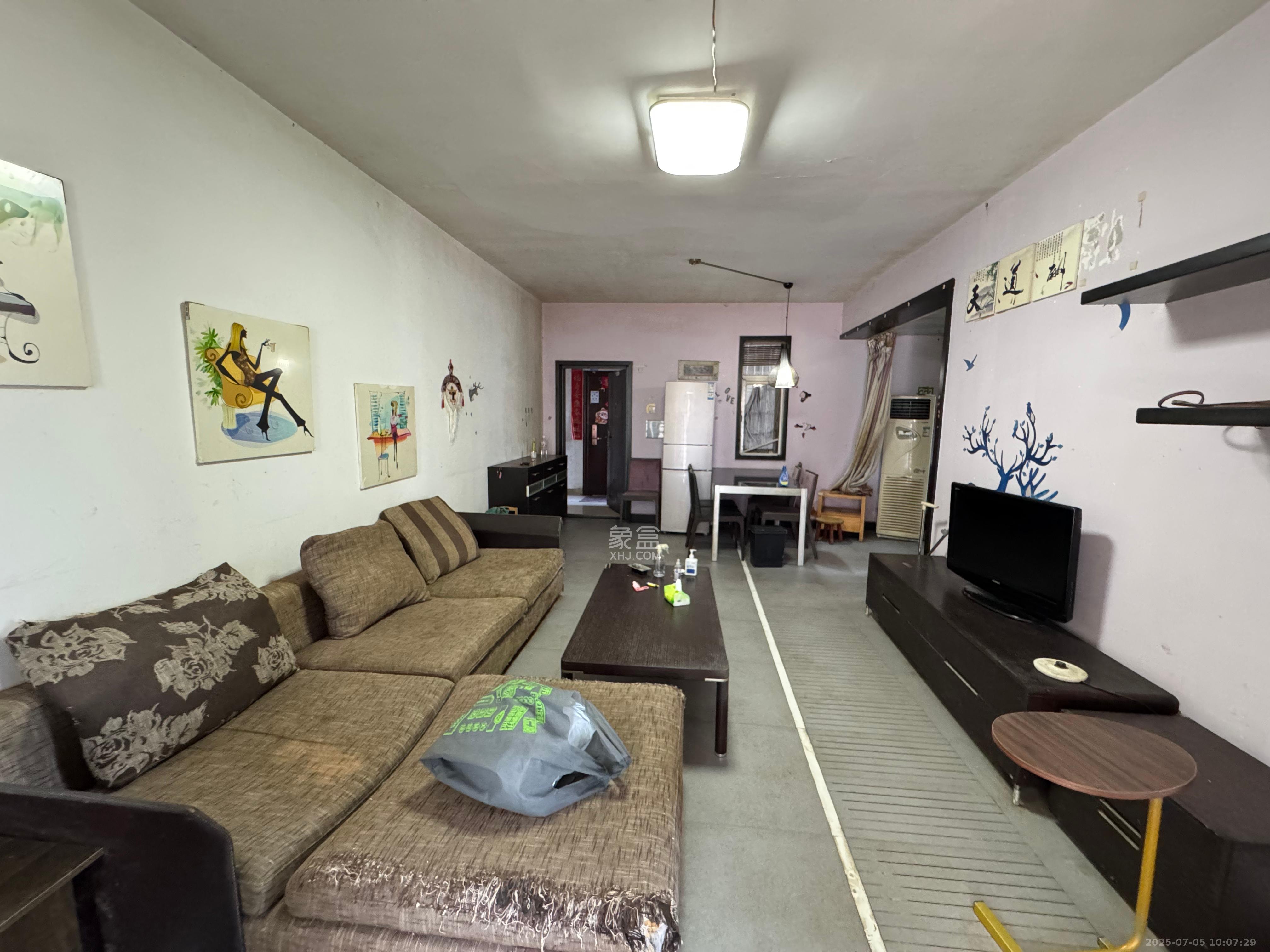 申奥美域 3室2厅1卫 2100.0元/月 申奥美域 3室2厅1卫 2100.0元/月室内图