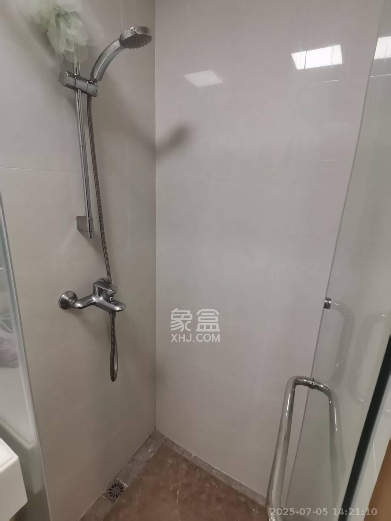 中海梅溪湖壹号  1室1厅1卫   1900.00元/月室内图