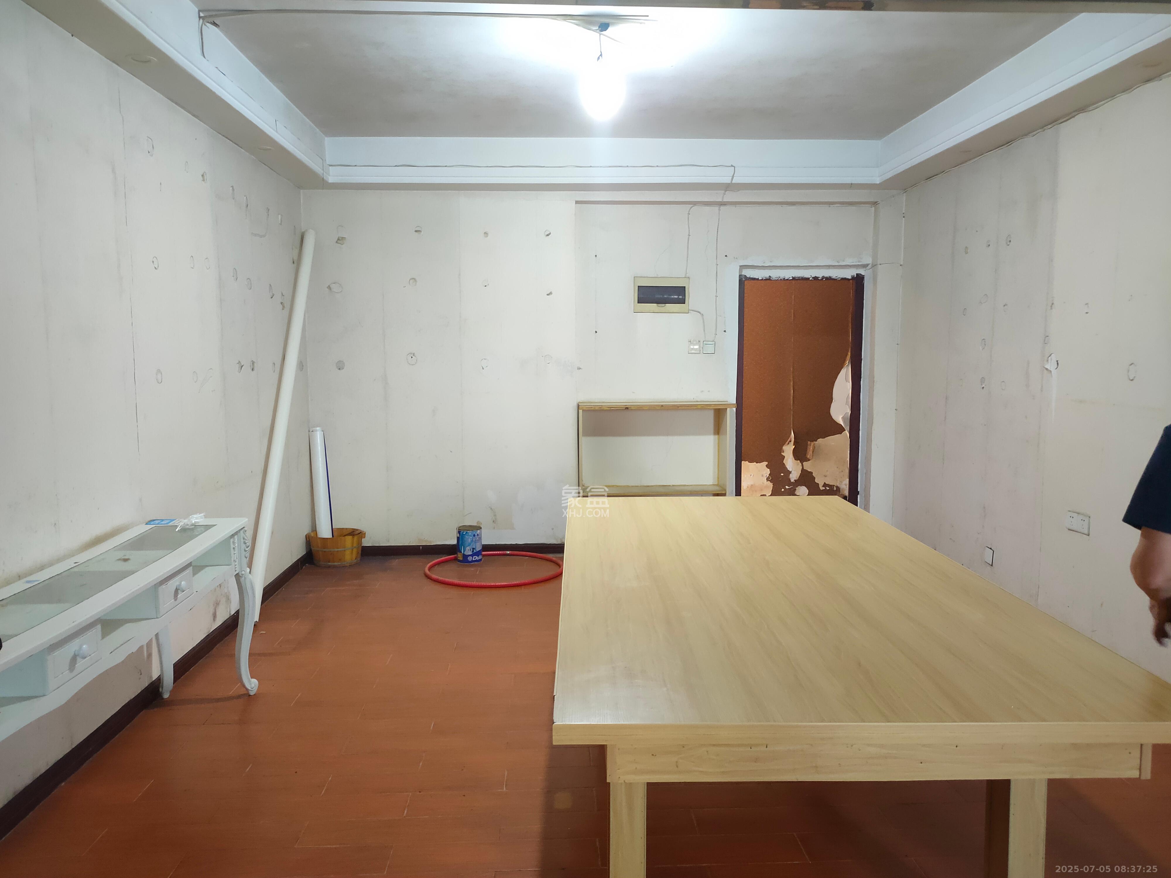 东方银座（东方摩卡）  1室1厅1卫   1200.00元/月室内图