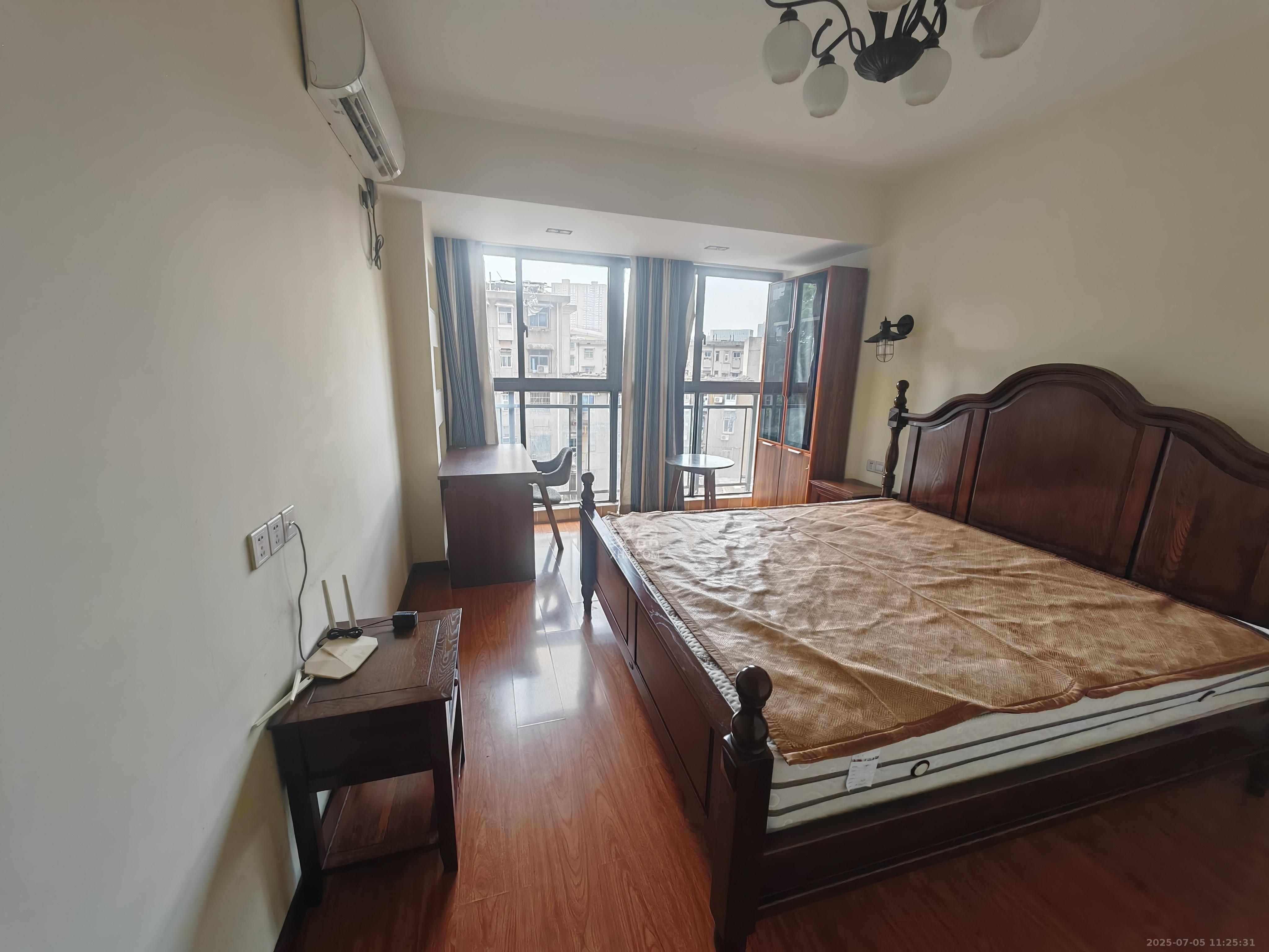 钱隆首府(福晟御园) 3室1厅2卫 3200.0元/月 钱隆首府(福晟御园) 3室1厅2卫 3200.0元/月室内图