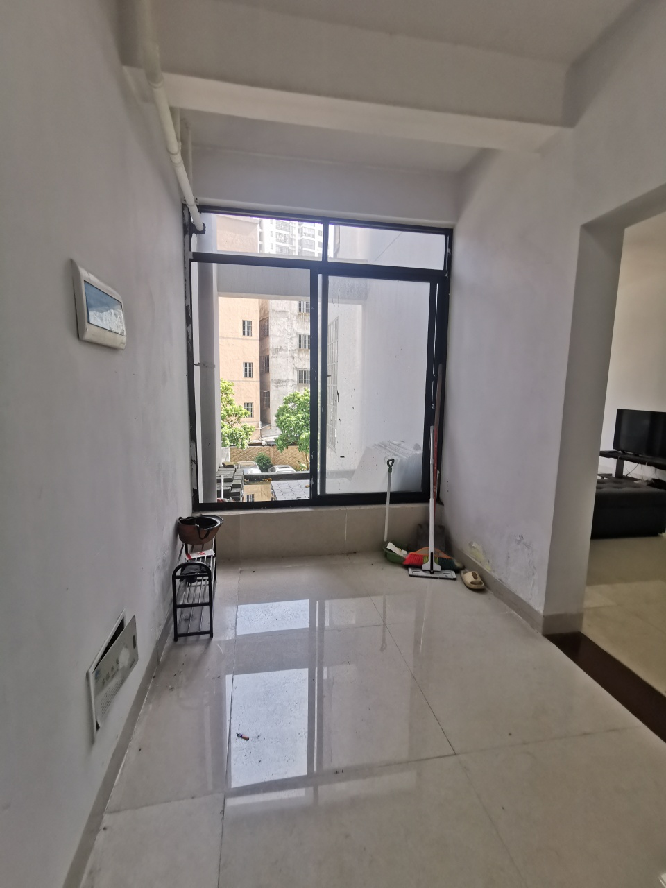 永升华府  3室2厅1卫    150.0万 永升华府  3室2厅1卫    150.0万室内图