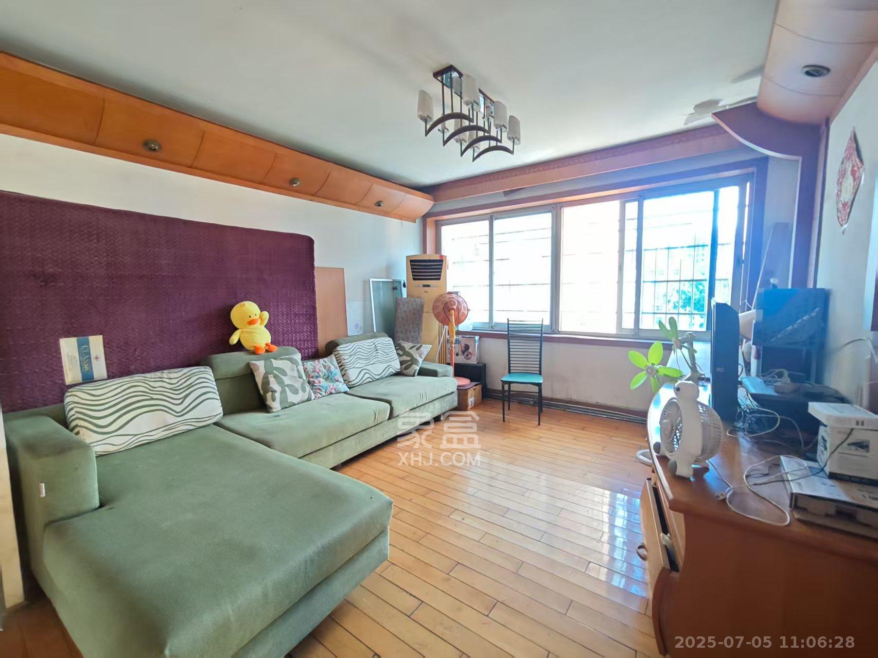 湖南省第六工程公司宿舍(扫把塘) 3室2厅1卫 1800.0元/月 湖南省第六工程公司宿舍(扫把塘) 3室2厅1卫 1800.0元/月室内图