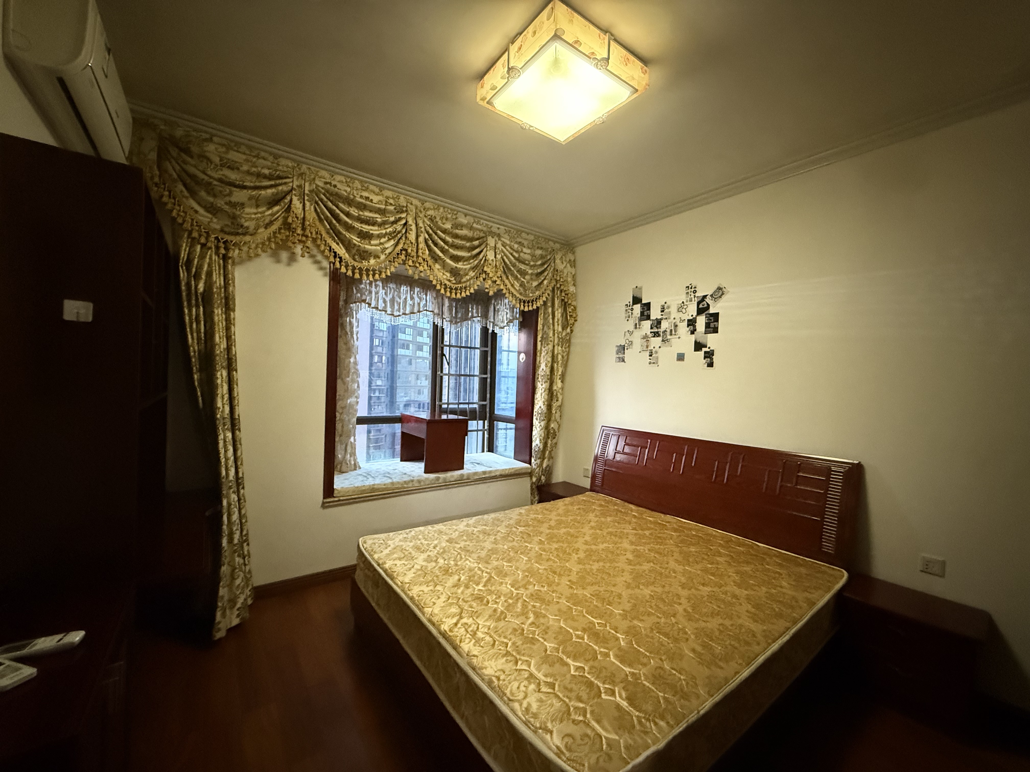 大同芙蓉 4室2厅2卫 2500.0元/月 大同芙蓉 4室2厅2卫 2500.0元/月室内图