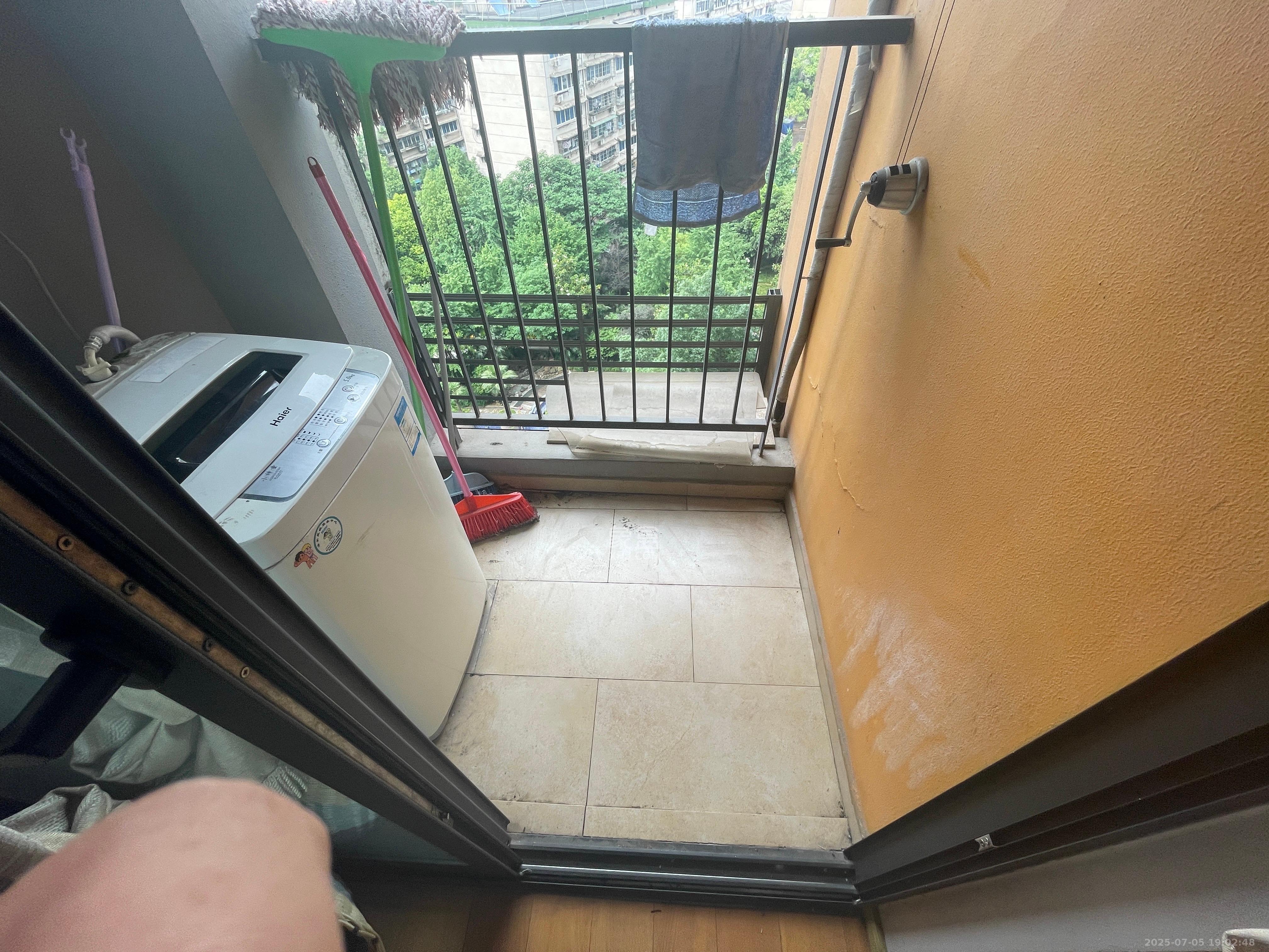 万科金色家园 1室1厅1卫 1550.0元/月 万科金色家园 1室1厅1卫 1550.0元/月室内图