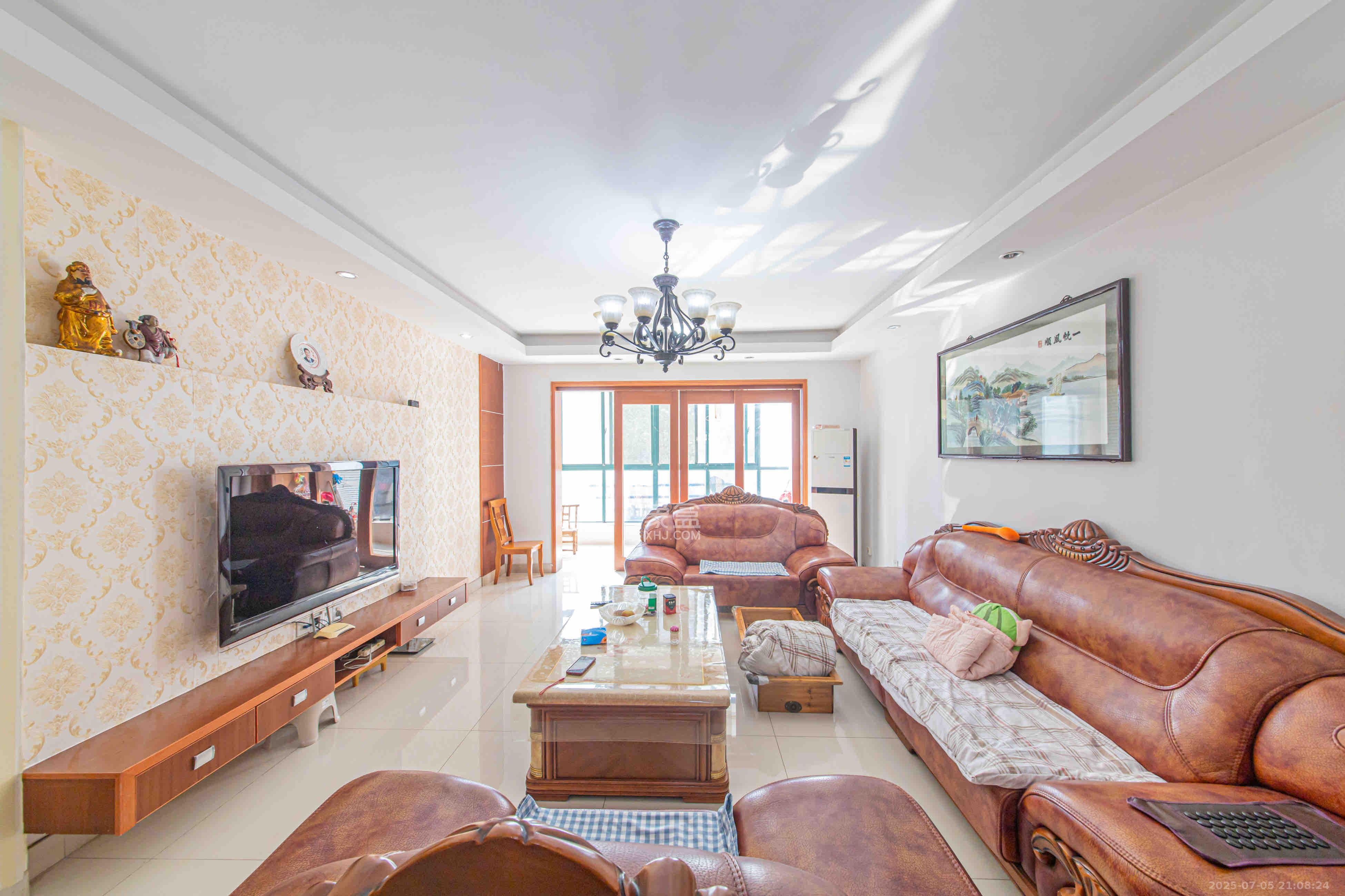 银桂苑  4室2厅2卫    3200.0元/月 银桂苑  4室2厅2卫    3200.0元/月室内图