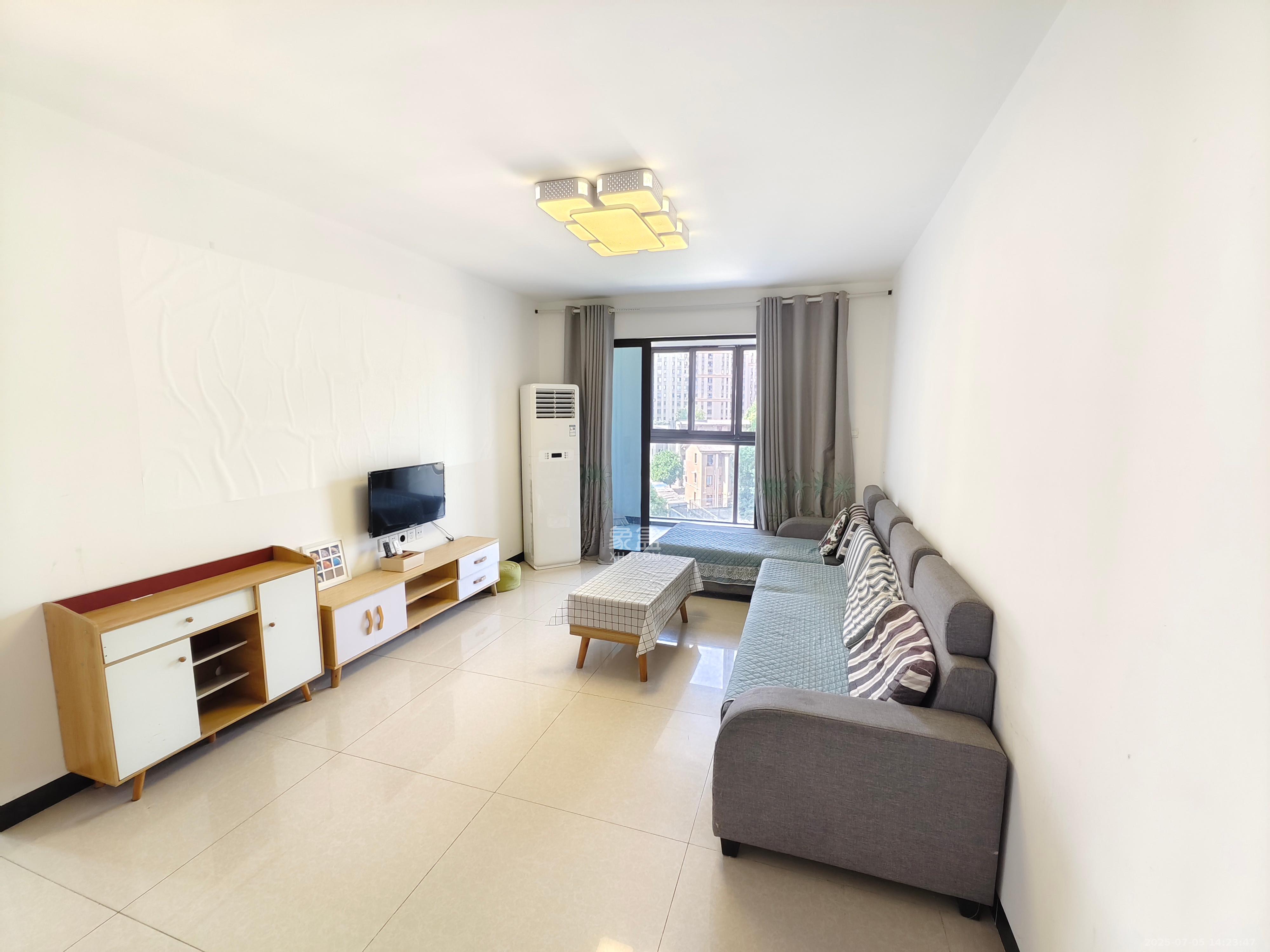 鑫远悦城(鑫远悦时代)  1室1厅1卫    2000.0元/月 鑫远悦城(鑫远悦时代)  1室1厅1卫    2000.0元/月室内图