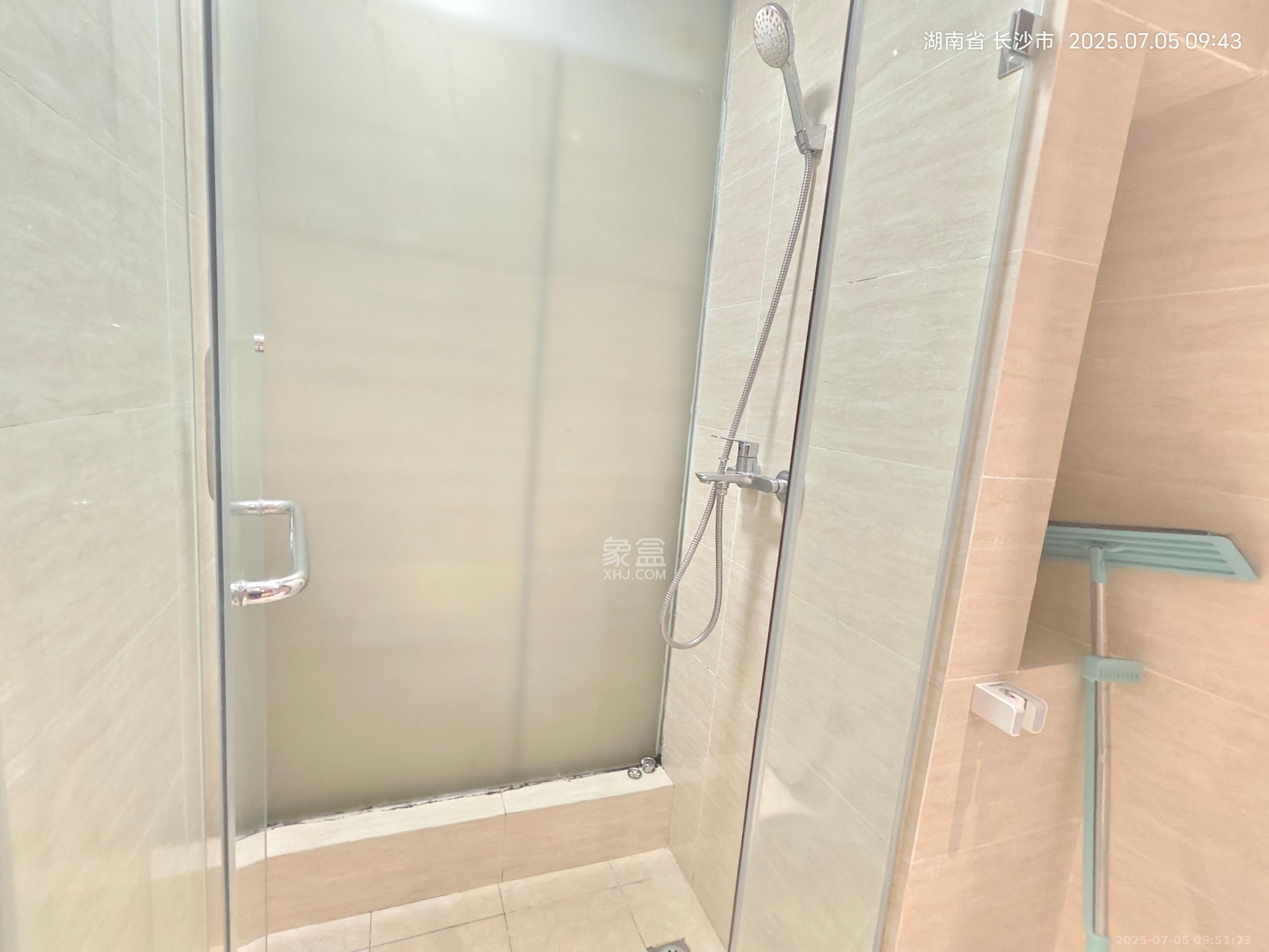 万润时光里  2室0厅0卫   1900.00元/月室内图