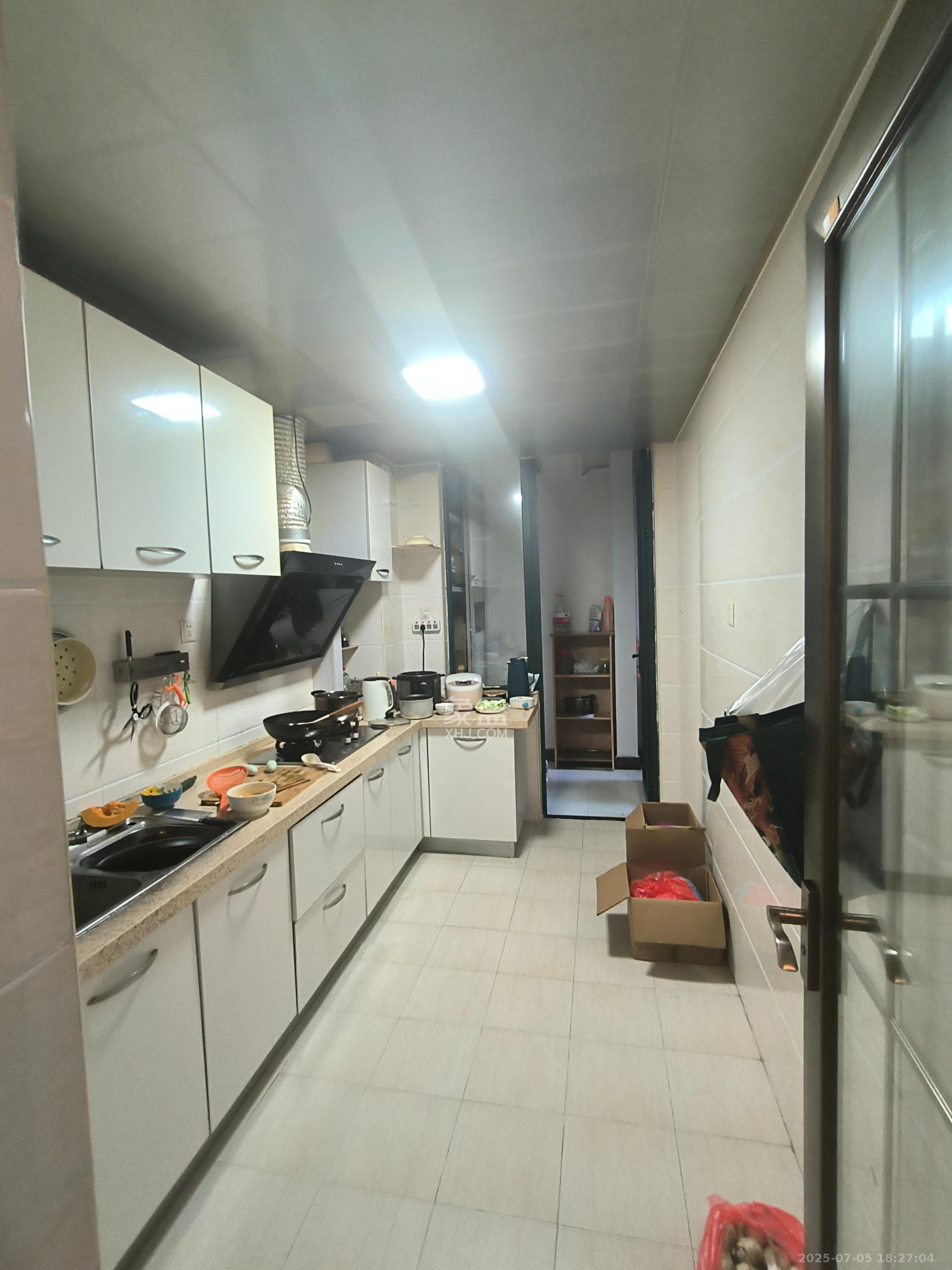 长沙欧洲城  2室2厅1卫    2500.0元/月 长沙欧洲城  2室2厅1卫    2500.0元/月室内图