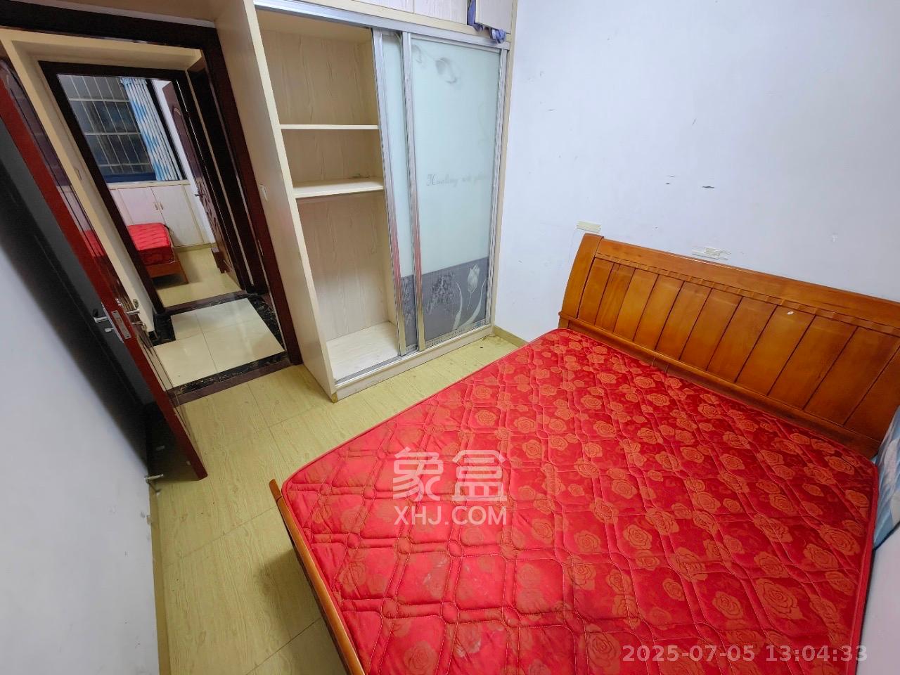嘉顺苑  3室2厅2卫   2300.00元/月室内图