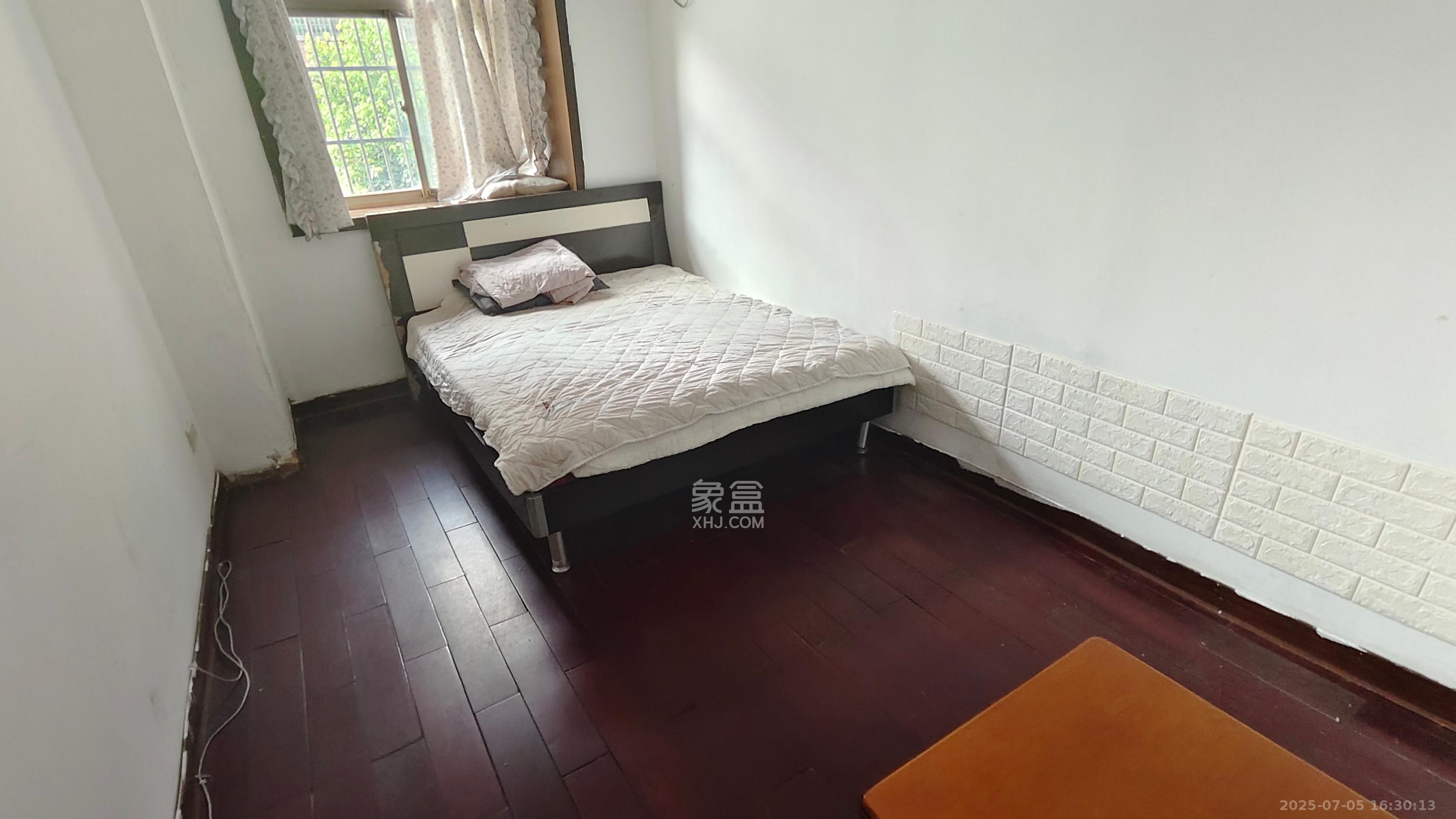 时代天骄 4室2厅2卫 2300.0元/月 时代天骄 4室2厅2卫 2300.0元/月室内图