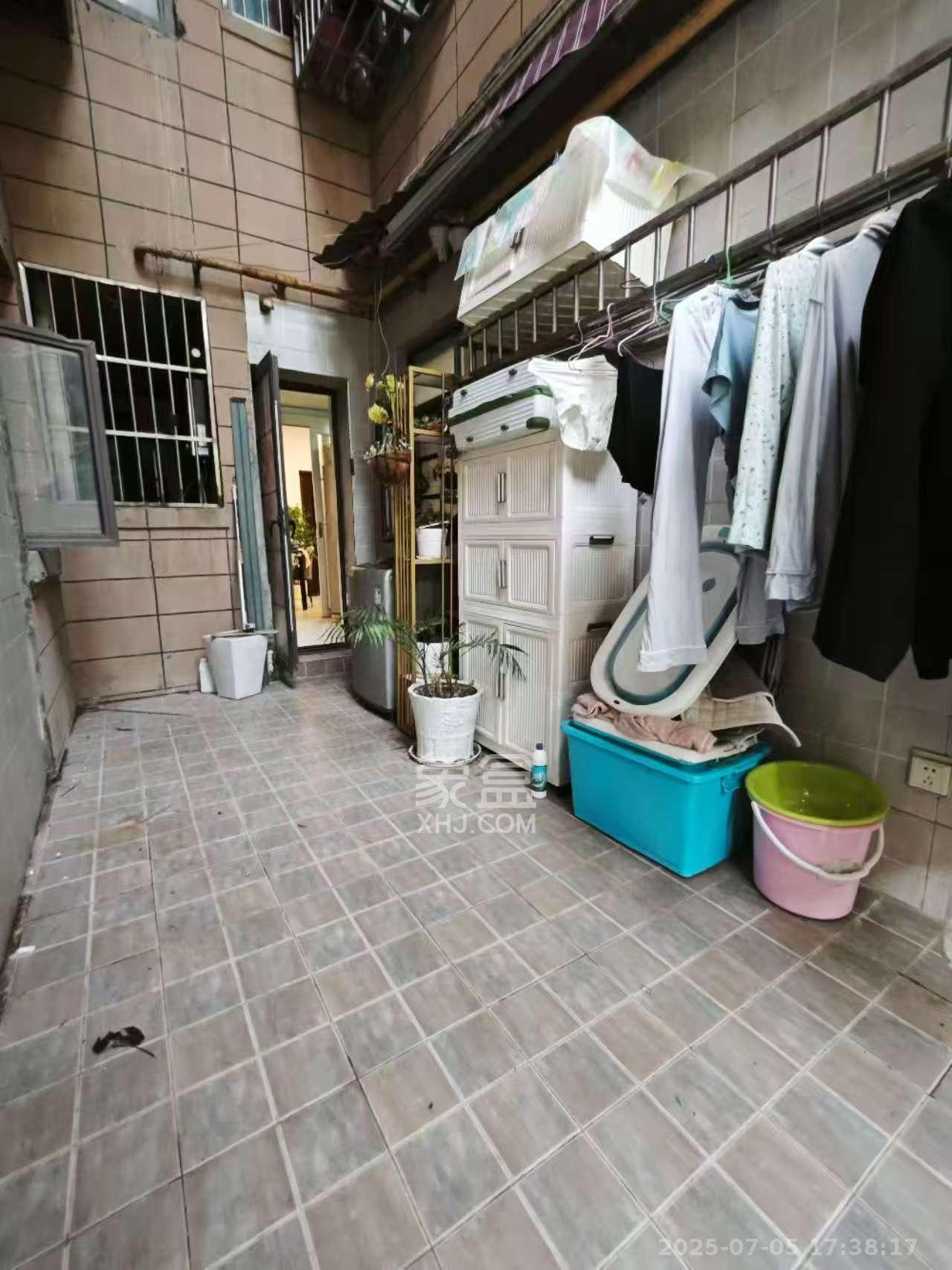 好望谷  2室2厅1卫   1600.00元/月室内图
