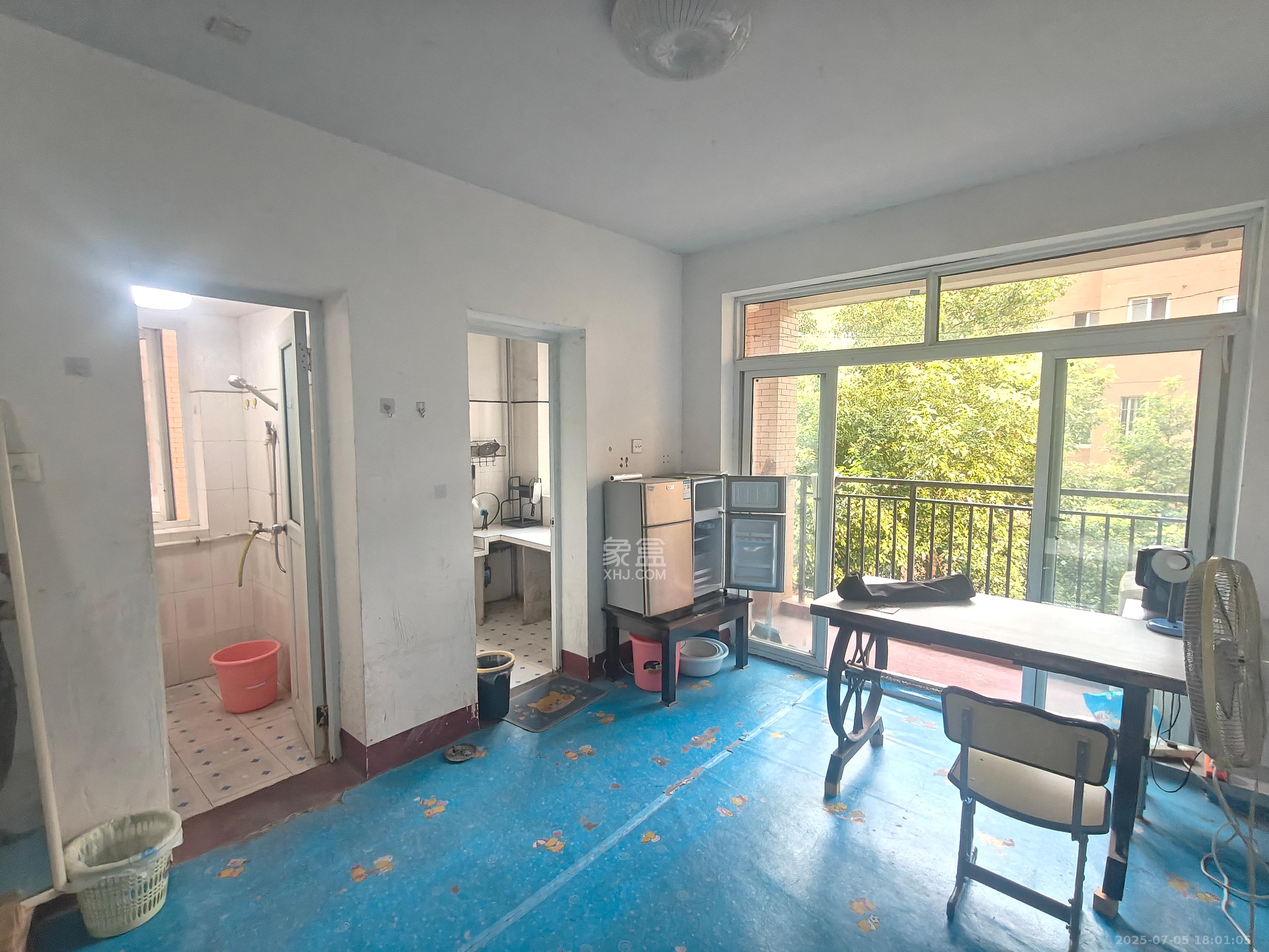 诚兴园 2室1厅1卫 1200.0元/月 诚兴园 2室1厅1卫 1200.0元/月室内图