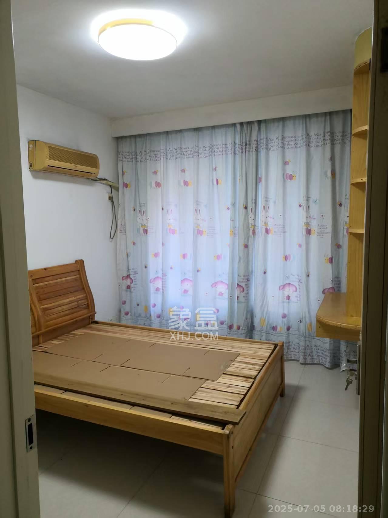 涉外花园 3室2厅1卫 2000.0元/月 涉外花园 3室2厅1卫 2000.0元/月室内图