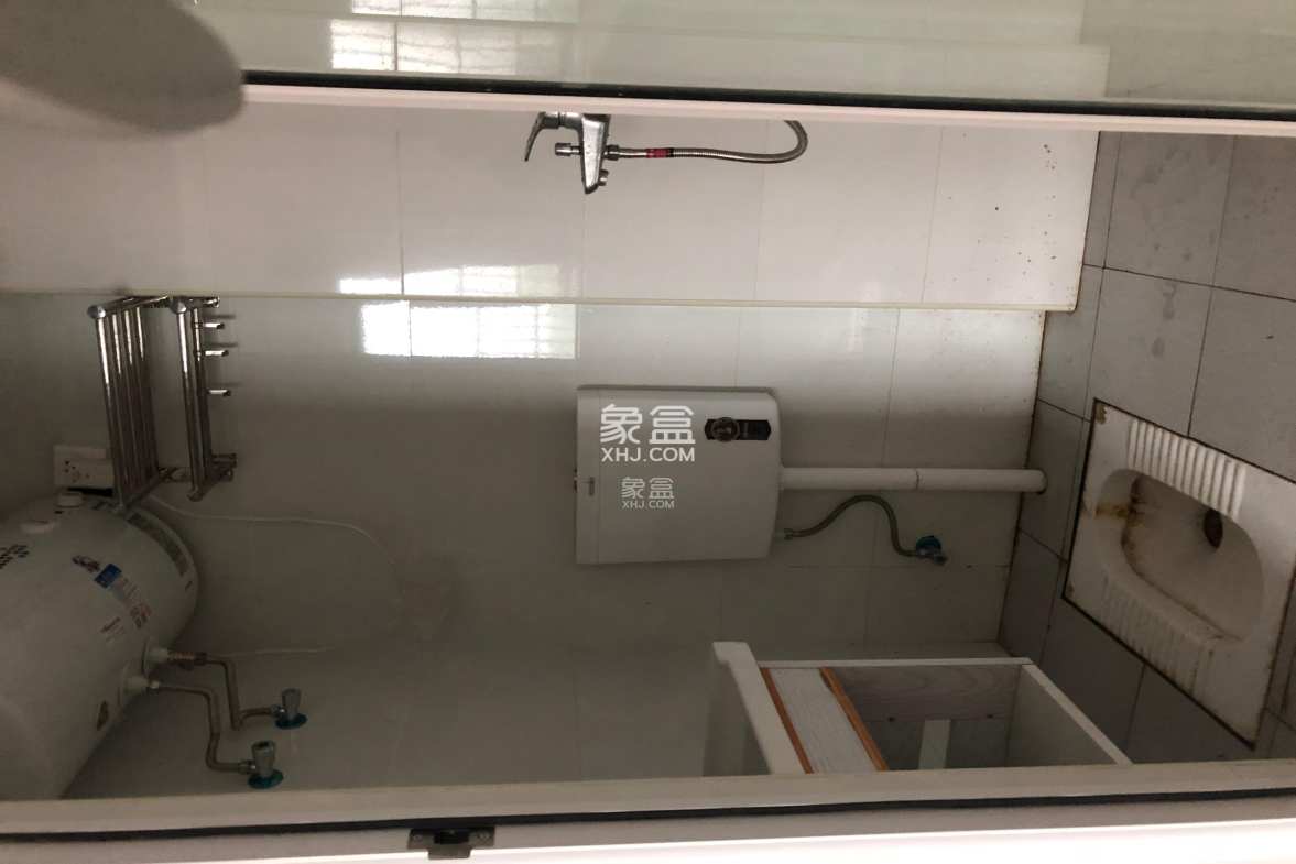 嘉顺苑 1室1厅1卫 1250.0元/月 嘉顺苑 1室1厅1卫 1250.0元/月室内图