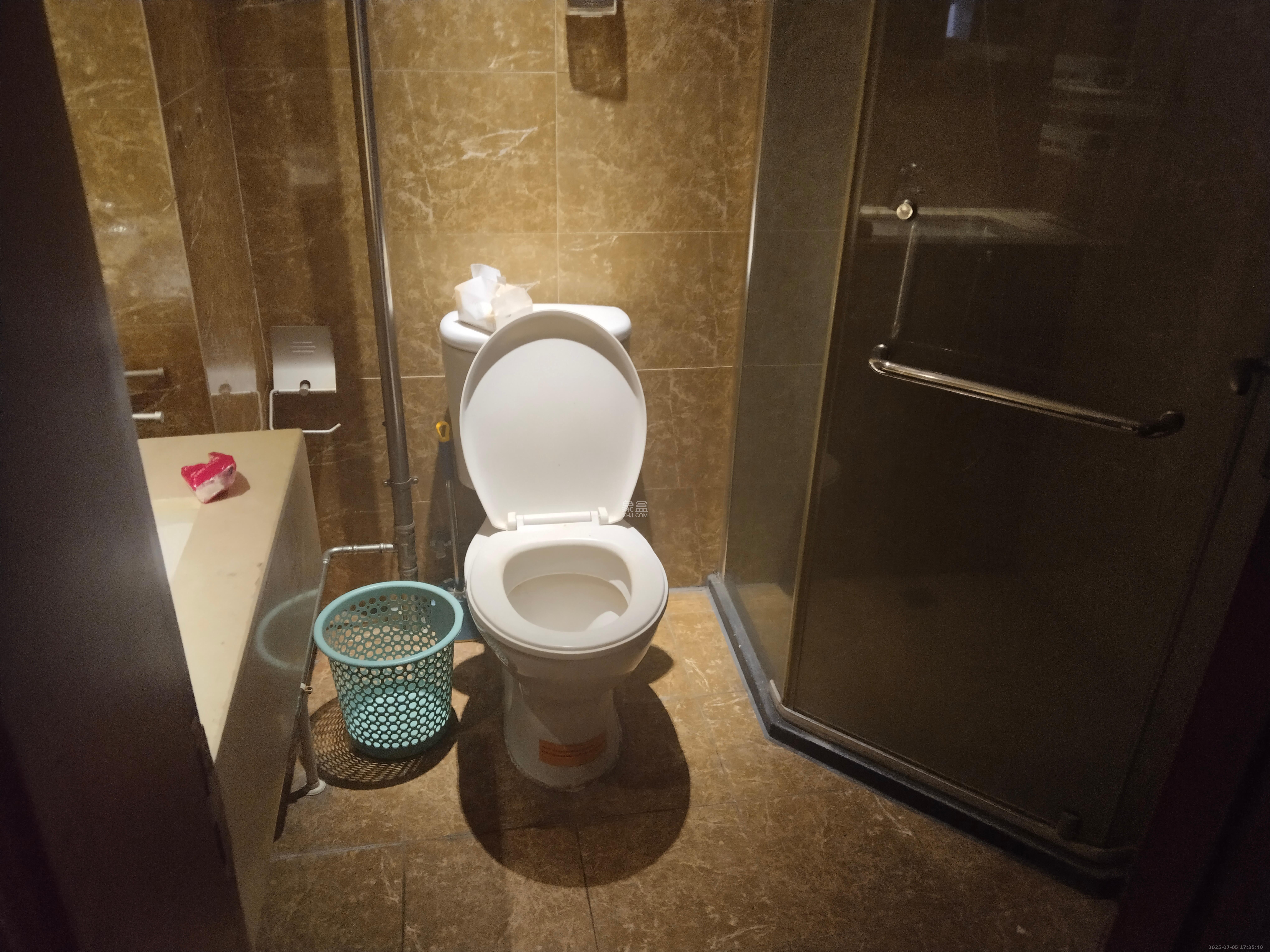 东塘瑞府 1室1厅1卫 1600.0元/月 东塘瑞府 1室1厅1卫 1600.0元/月室内图