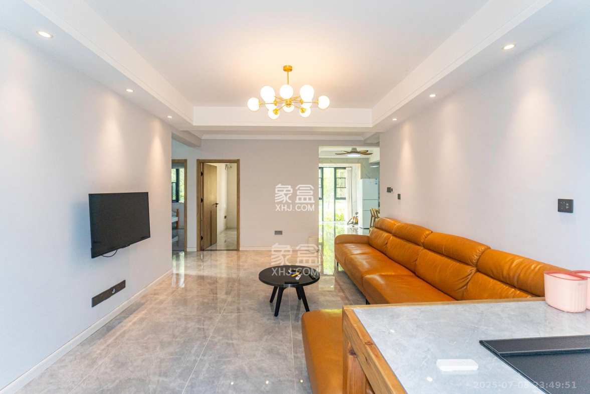 中安善化国际  3室2厅2卫    58.0万 中安善化国际  3室2厅2卫    58.0万客厅