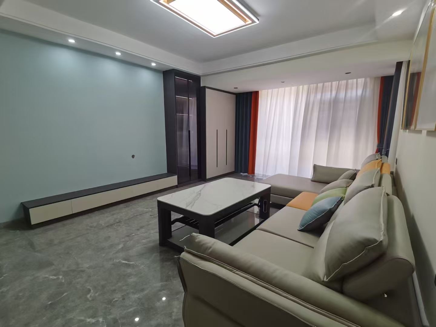 百弘学府城 3室2厅2卫 2000.0元/月 百弘学府城 3室2厅2卫 2000.0元/月室内图