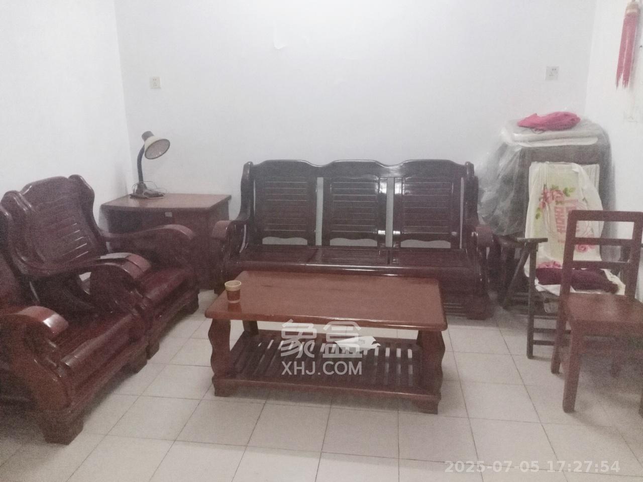 湘雅医学院(湘雅附一北院)  2室1厅1卫    2200.0元/月 湘雅医学院(湘雅附一北院)  2室1厅1卫    2200.0元/月室内图