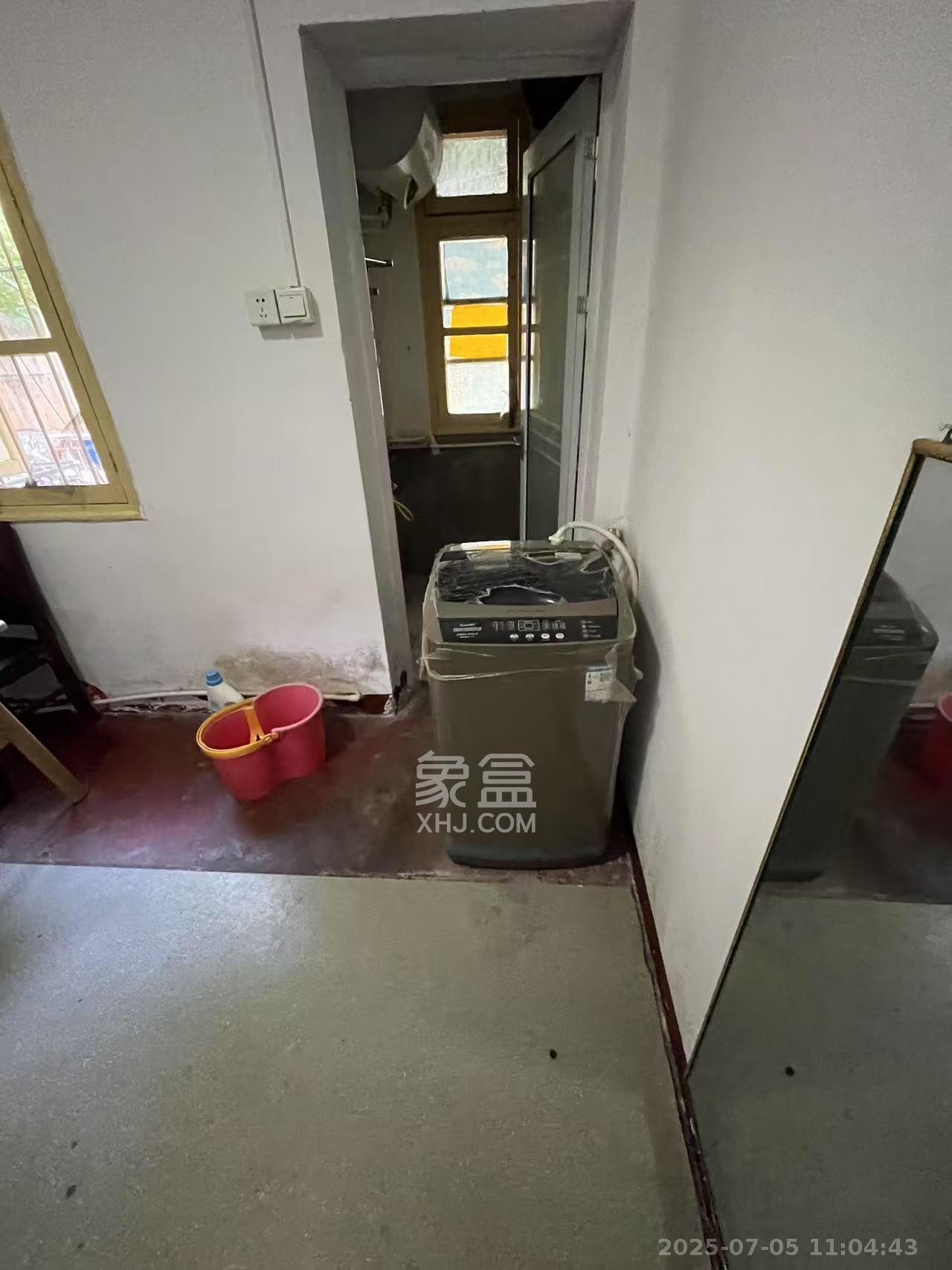 湖南省社会科学院 2室1厅1卫 1200.0元/月 湖南省社会科学院 2室1厅1卫 1200.0元/月室内图