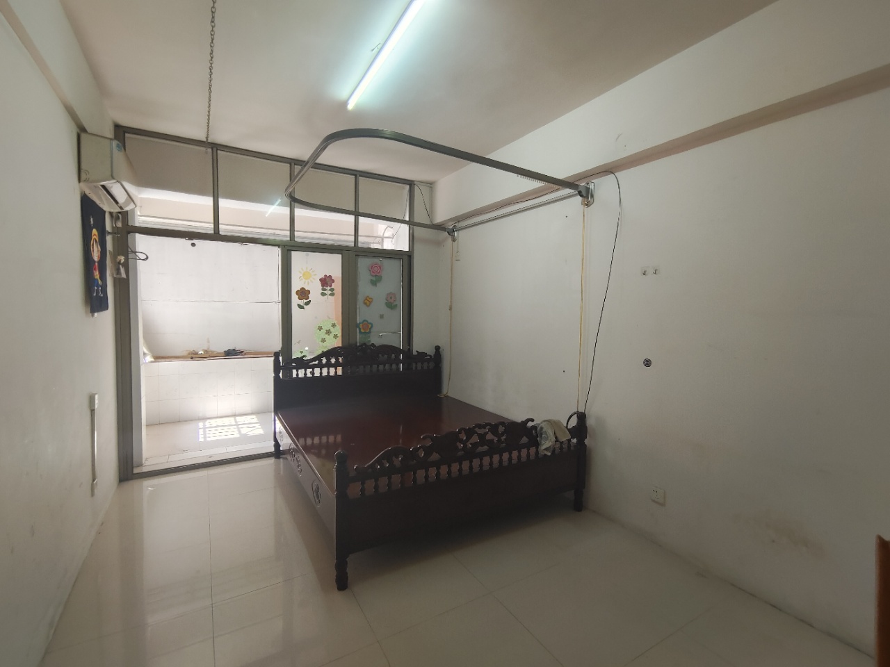 金牛生态小区 4室2厅2卫 2700.0元/月 金牛生态小区 4室2厅2卫 2700.0元/月室内图