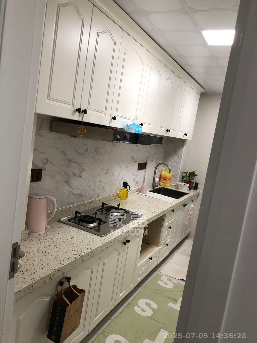 第六都(陆都小区) 2室1厅1卫 3500.00元/月 第六都(陆都小区) 2室1厅1卫 3500.00元/月室内图