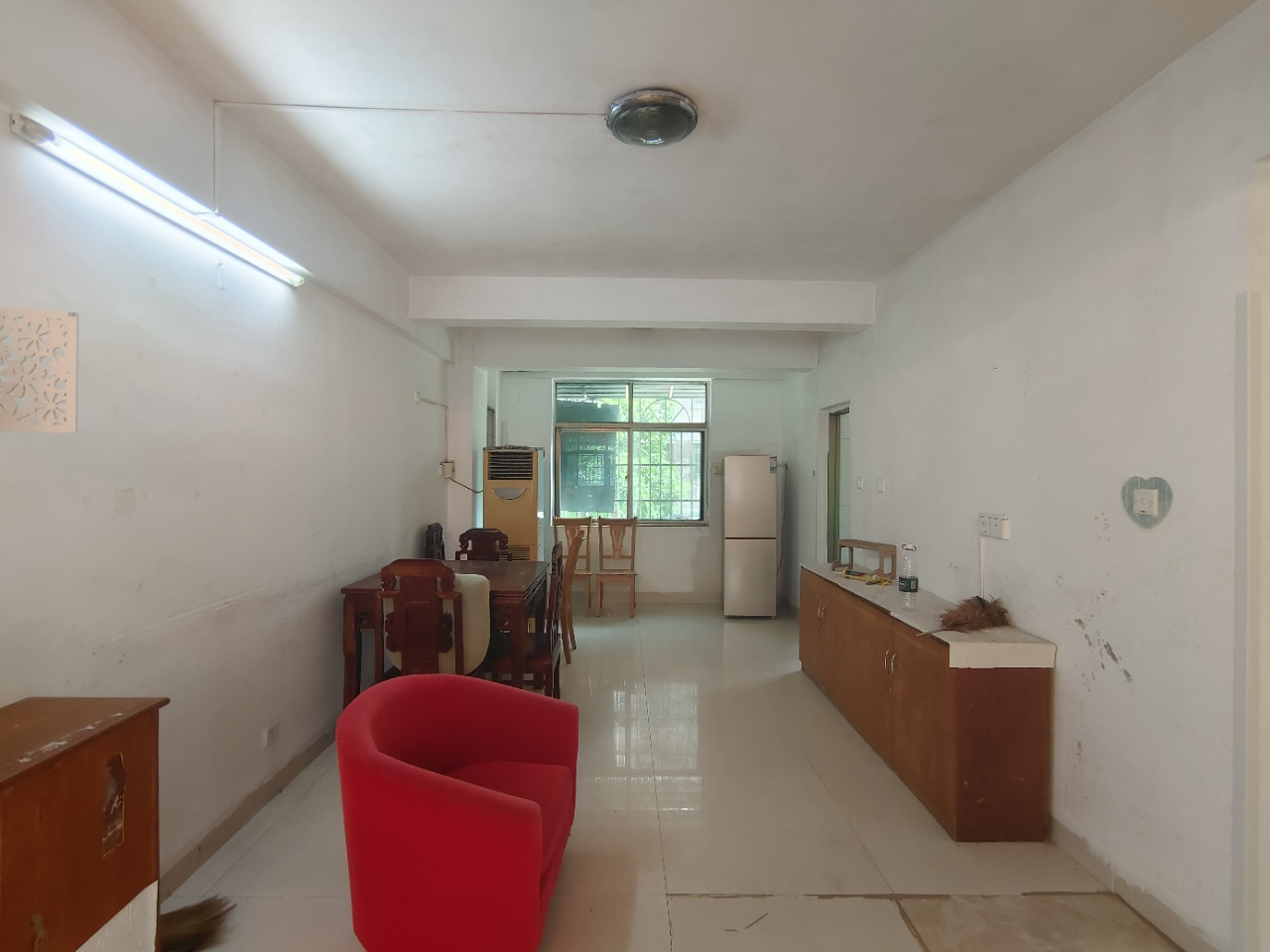 金牛生态小区 4室2厅2卫 2700.0元/月 金牛生态小区 4室2厅2卫 2700.0元/月室内图