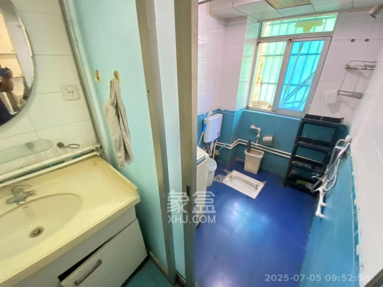 水泵厂宿舍 3室2厅2卫 1800.0元/月 水泵厂宿舍 3室2厅2卫 1800.0元/月室内图