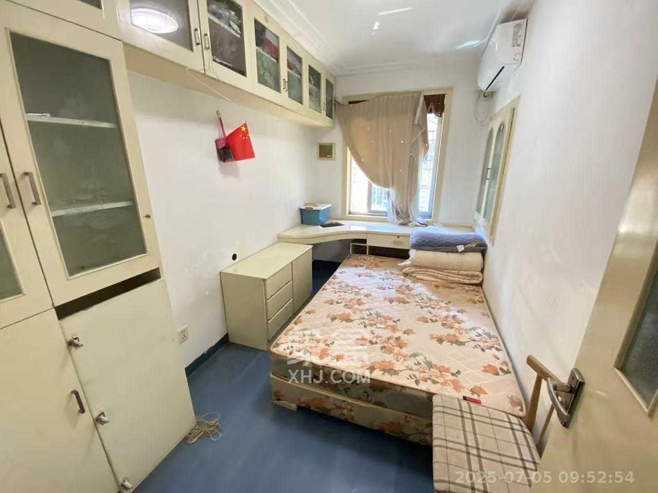 水泵厂宿舍 3室2厅2卫 1800.0元/月 水泵厂宿舍 3室2厅2卫 1800.0元/月室内图