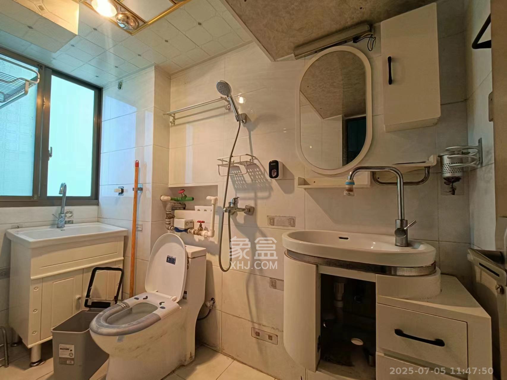 省劳卫所宿舍（职防院小区）  2室2厅1卫   2100.00元/月室内图