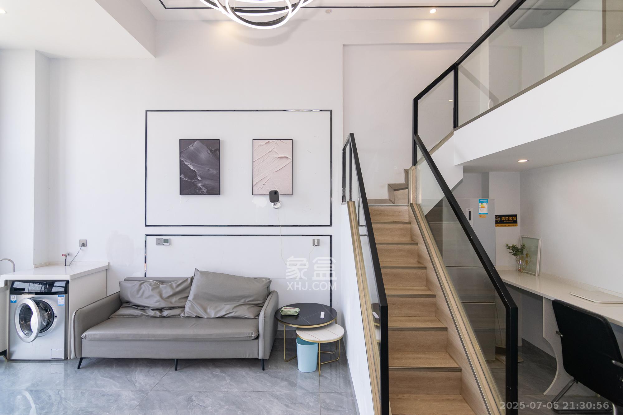 富兴悦府(富兴学府名邸)  1室1厅1卫    38.88万 富兴悦府(富兴学府名邸)  1室1厅1卫    38.88万客厅