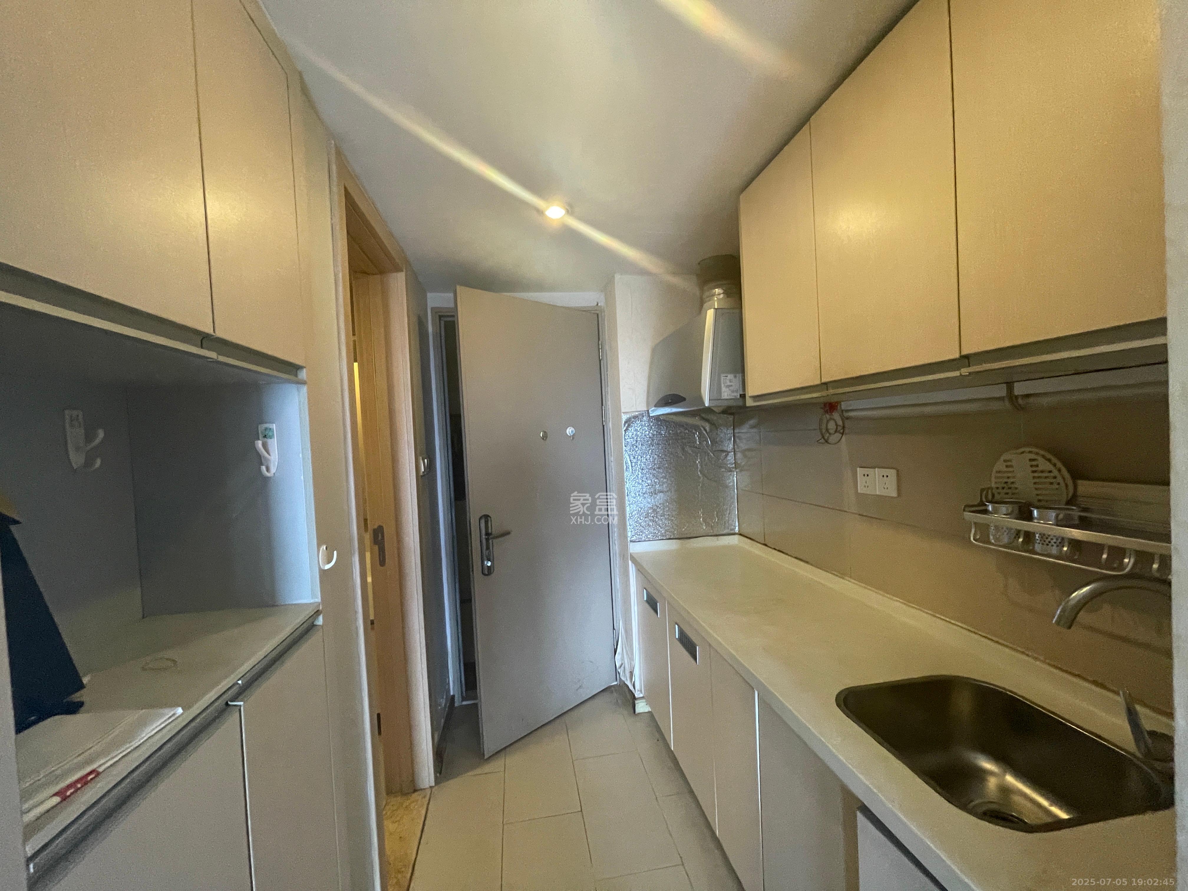 万科金色家园 1室1厅1卫 1550.0元/月 万科金色家园 1室1厅1卫 1550.0元/月室内图