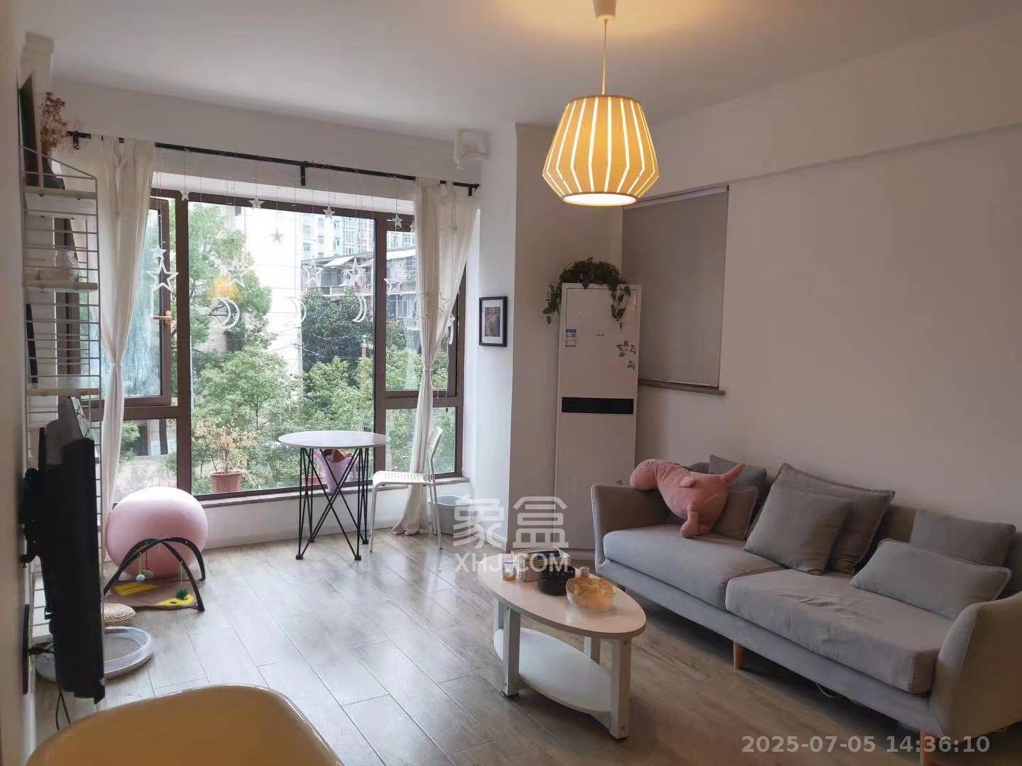 第六都(陆都小区) 2室1厅1卫 3500.00元/月 第六都(陆都小区) 2室1厅1卫 3500.00元/月户型图