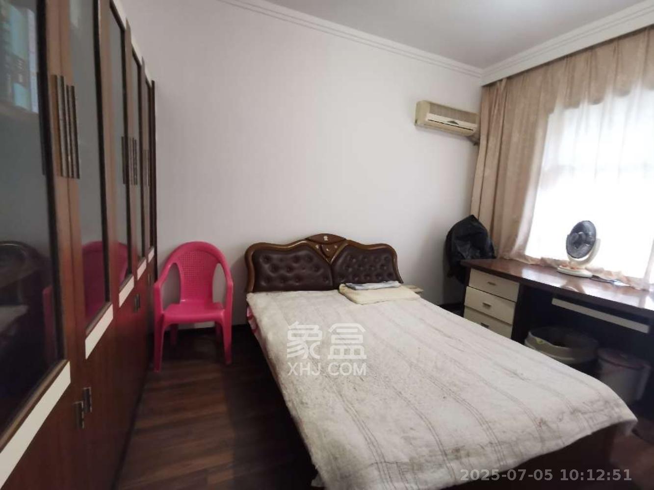 园丁花园 4室2厅2卫 59.8万 园丁花园 4室2厅2卫 59.8万室内图