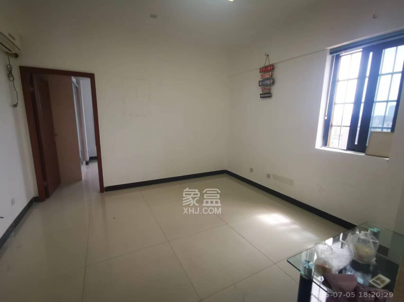 凯通国际城(凯通朝庭)  1室1厅1卫    1600.0元/月 凯通国际城(凯通朝庭)  1室1厅1卫    1600.0元/月室内图